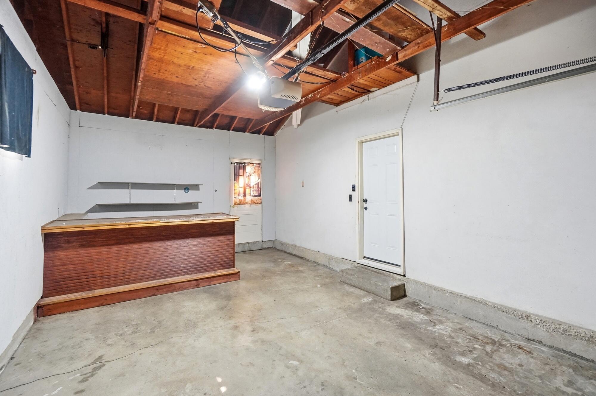 1380 Chelsea, Troy, Ohio 45373