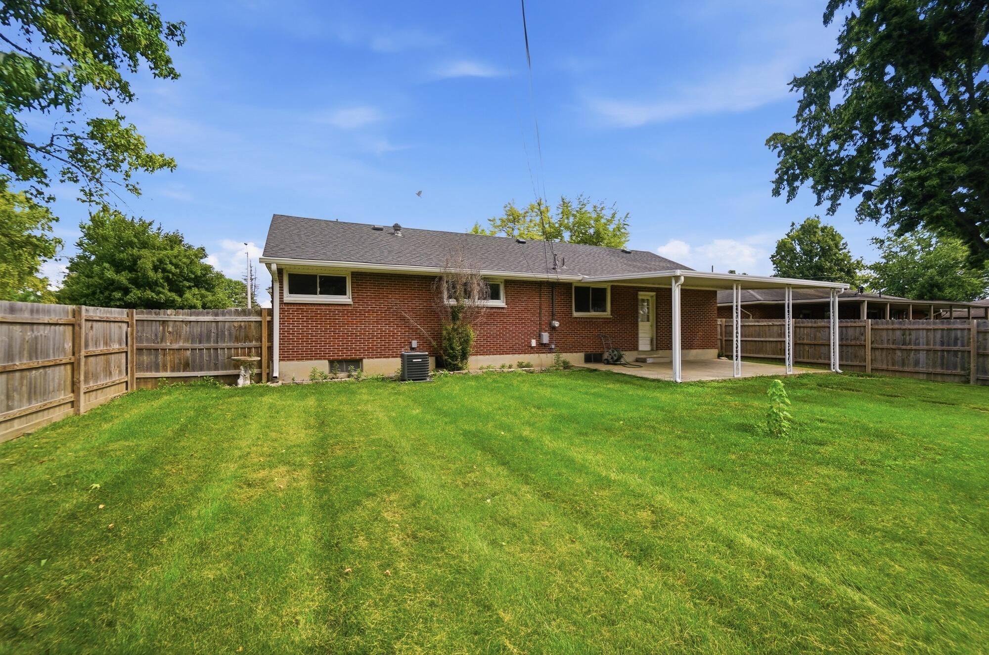 1380 Chelsea, Troy, Ohio 45373