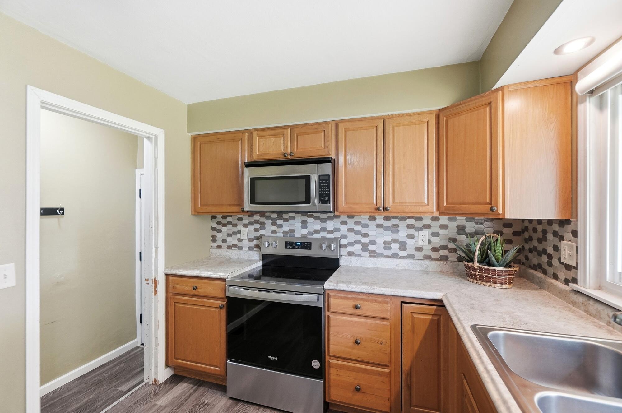 1380 Chelsea, Troy, Ohio 45373