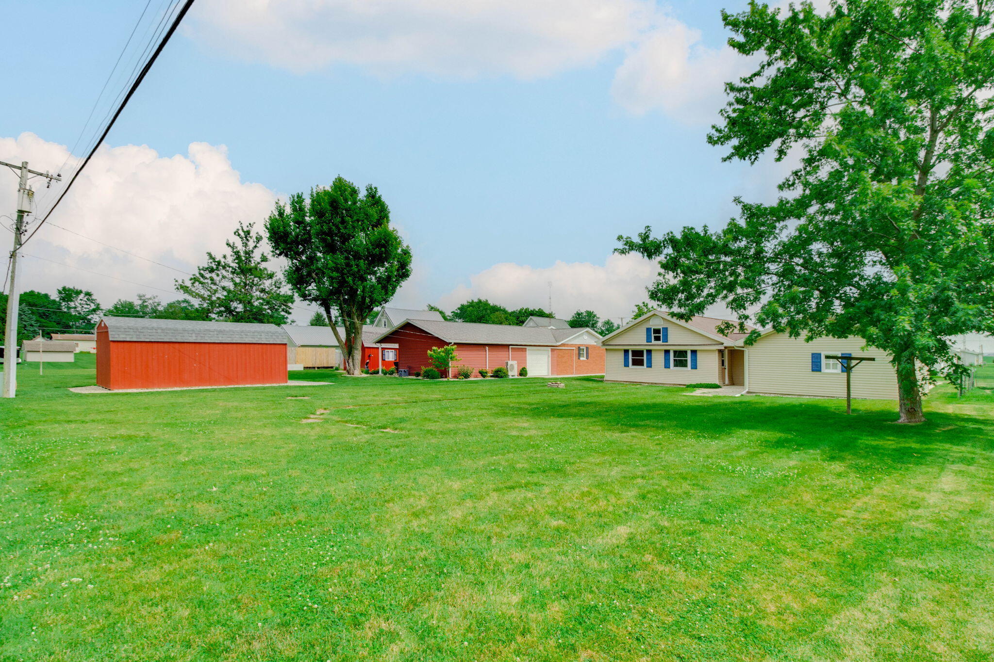 711 Columbia, Rockford, Ohio 45882