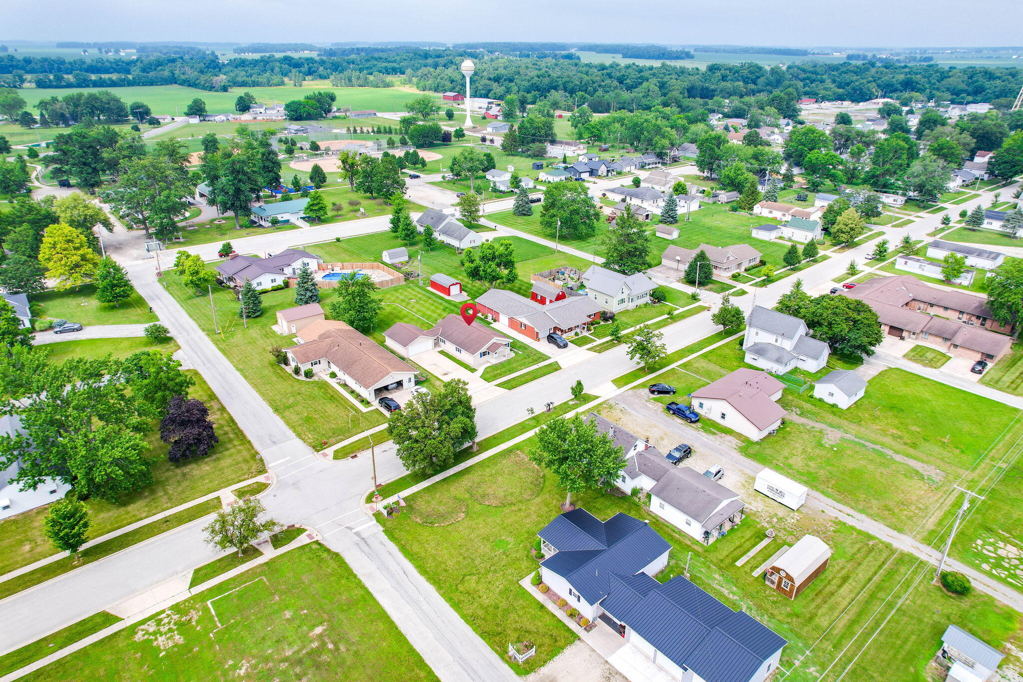 711 Columbia, Rockford, Ohio 45882