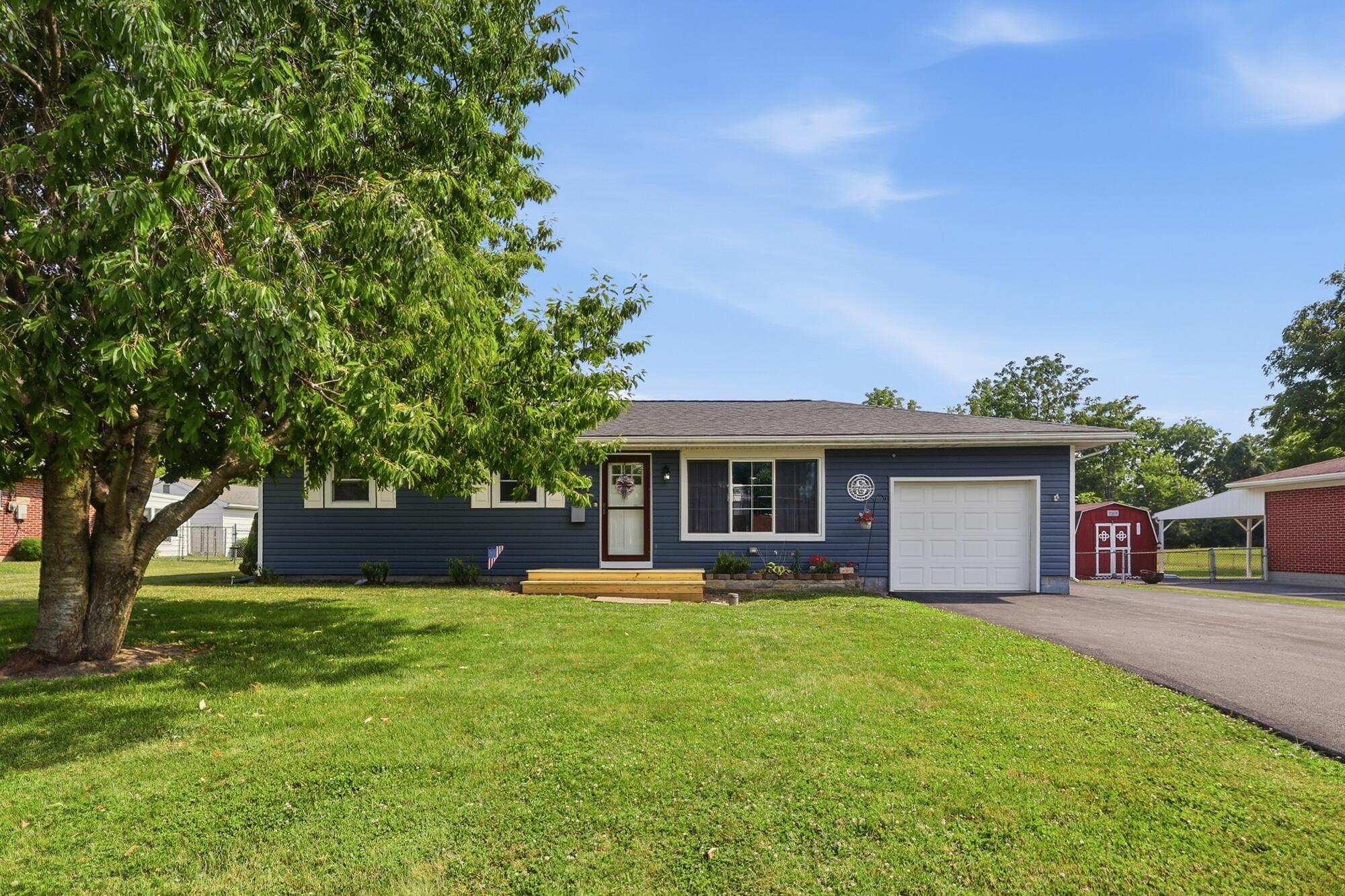 2941 Sun Valley, Springfield, Ohio 45505