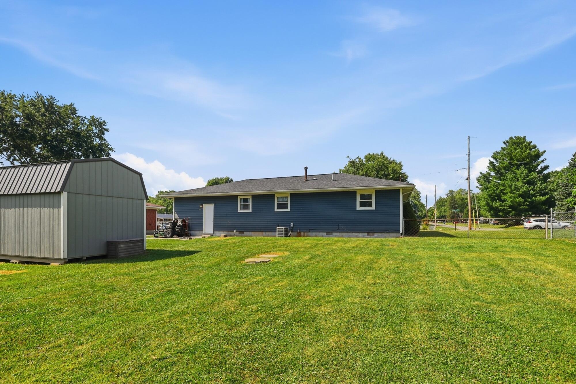 2941 Sun Valley, Springfield, Ohio 45505
