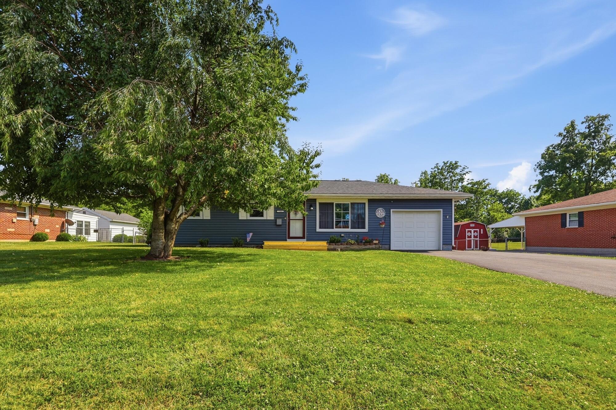 2941 Sun Valley, Springfield, Ohio 45505