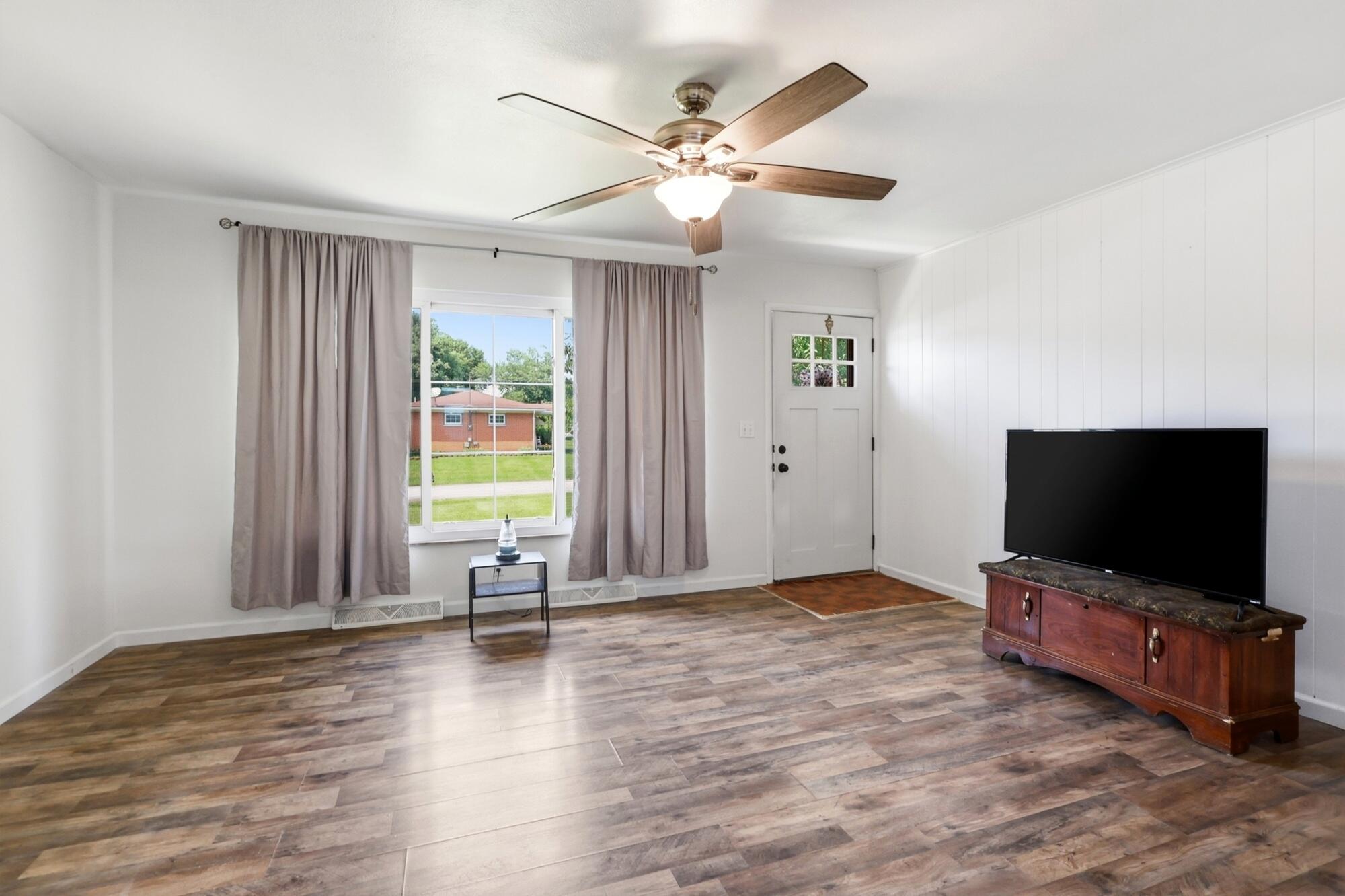 2941 Sun Valley, Springfield, Ohio 45505