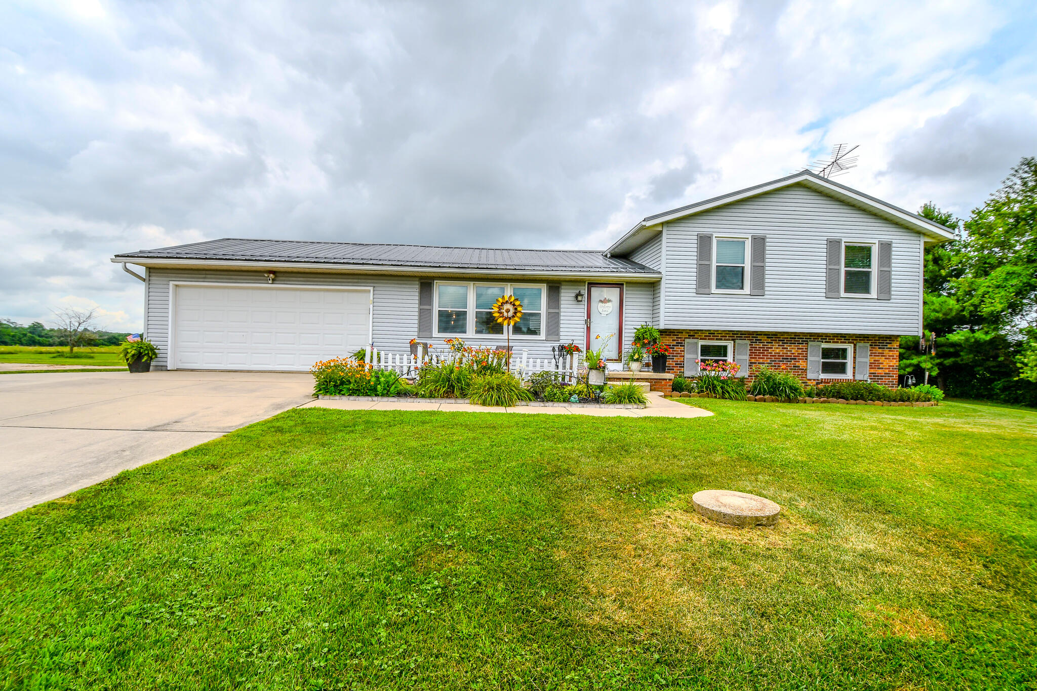 13493 Old Troy, Saint Paris, Ohio 43072