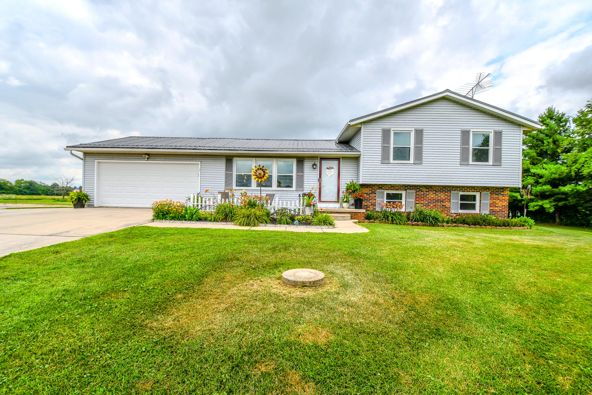 13493 Old Troy, Saint Paris, Ohio 43072