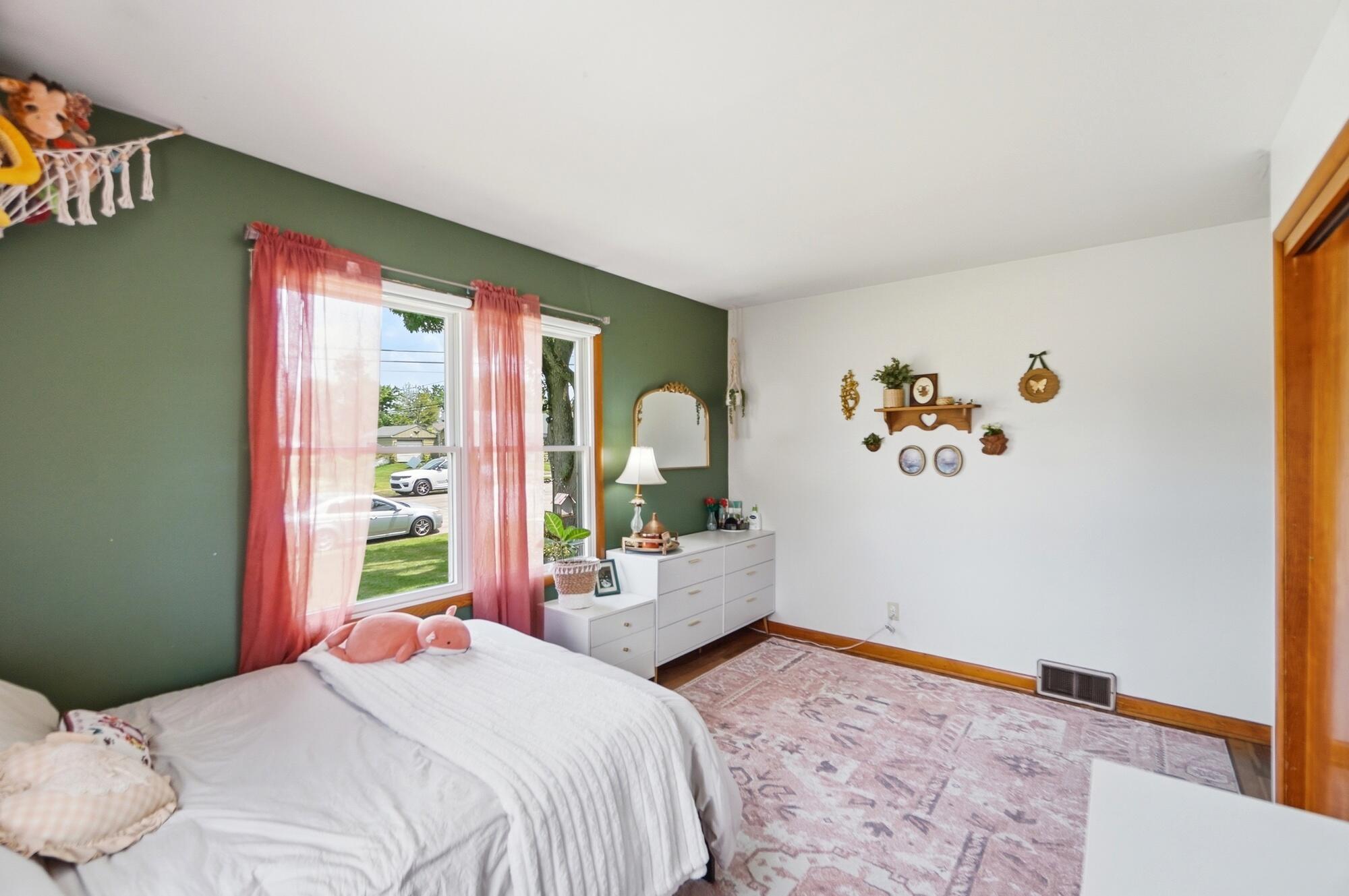 1801 Beacon, Springfield, Ohio 45505