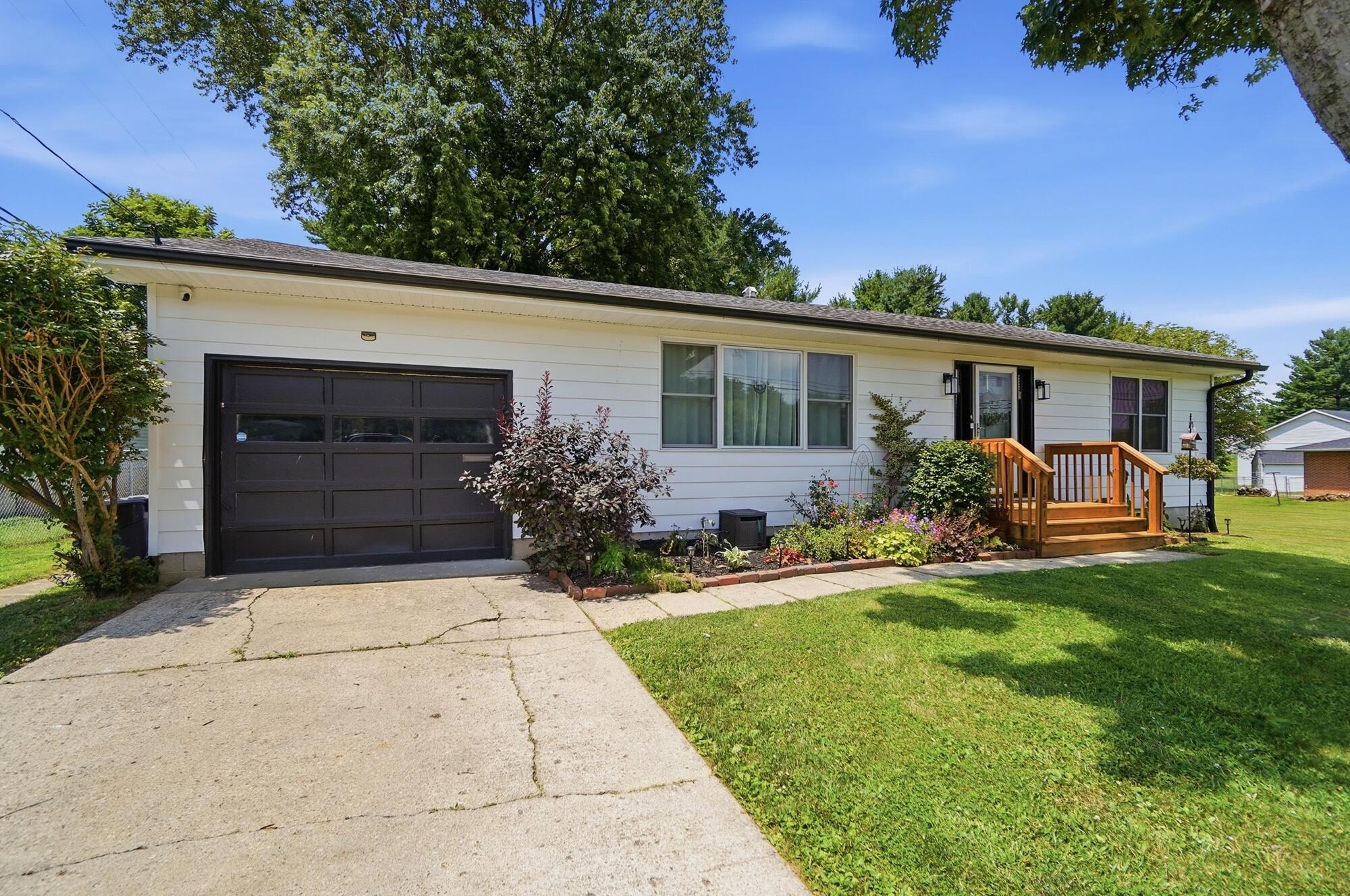 1801 Beacon, Springfield, Ohio 45505