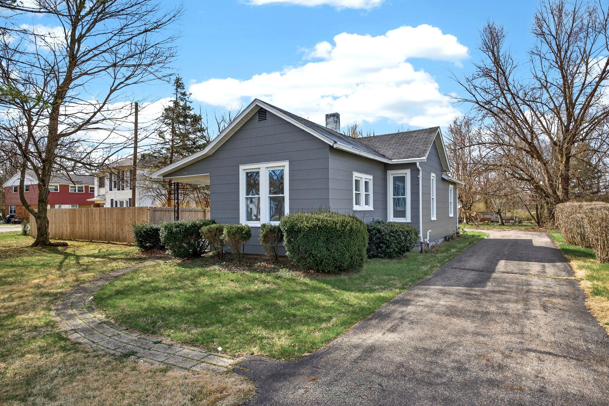 3819 New Carlisle, Springfield, Ohio 45504