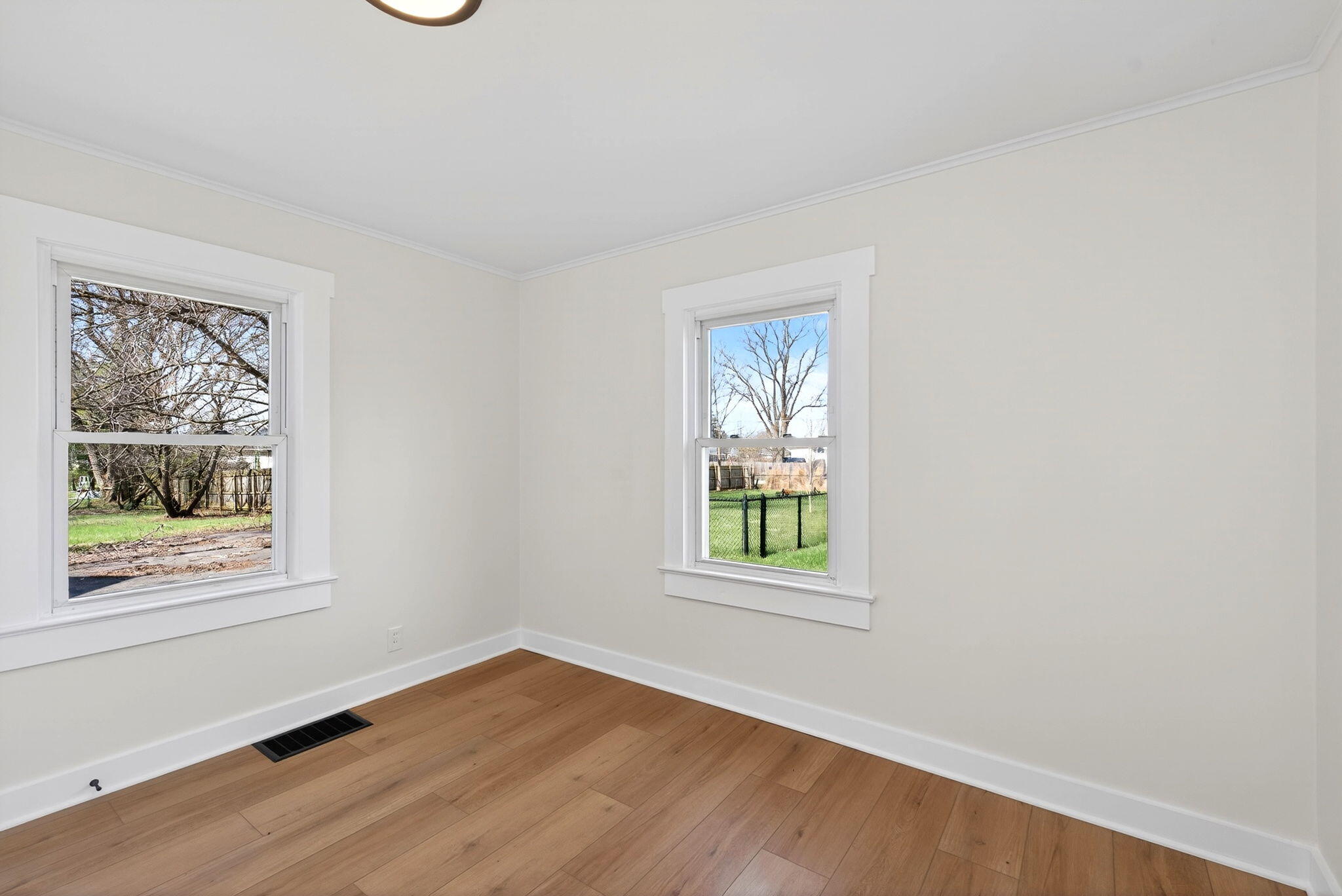 3819 New Carlisle, Springfield, Ohio 45504