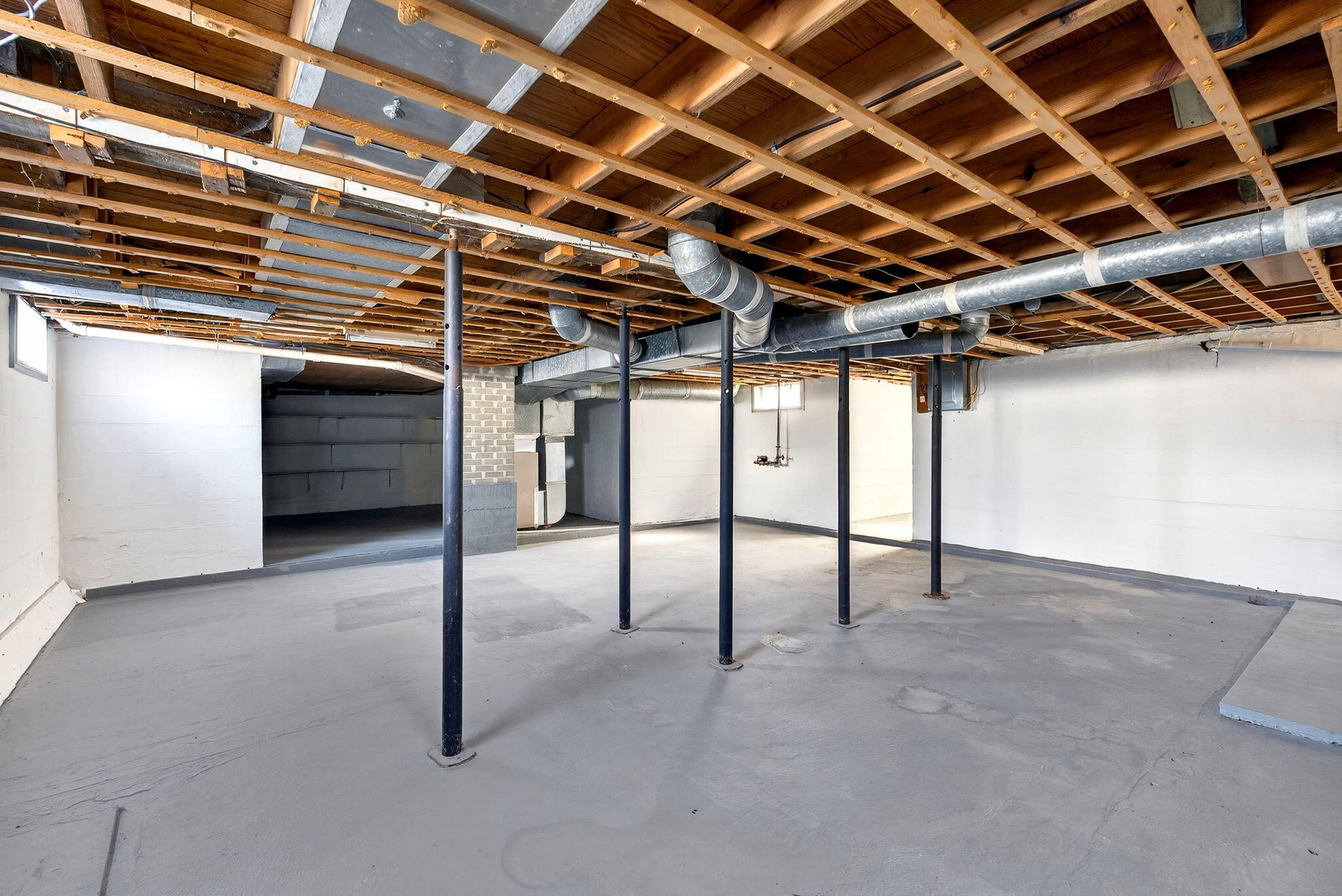 3819 New Carlisle, Springfield, Ohio 45504