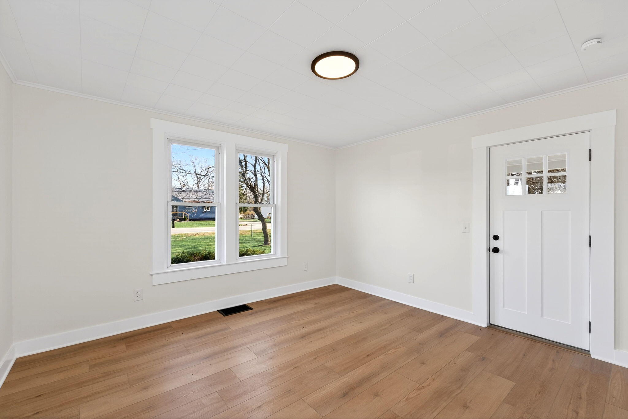 3819 New Carlisle, Springfield, Ohio 45504