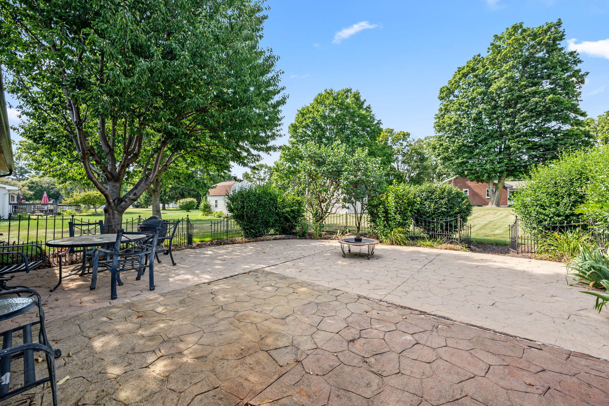 14991 Charm Hill, Sidney, Ohio 45365
