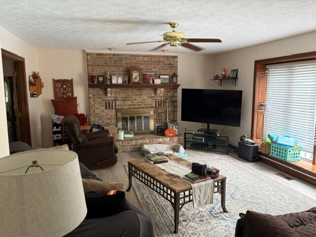2045 Canterbury, Troy, Ohio 45373