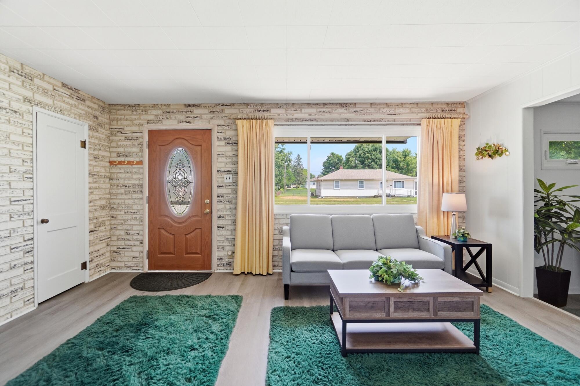 1611 Memorial, Springfield, Ohio 45505