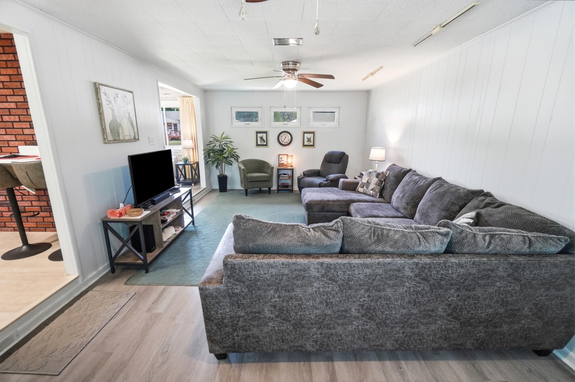 1611 Memorial, Springfield, Ohio 45505