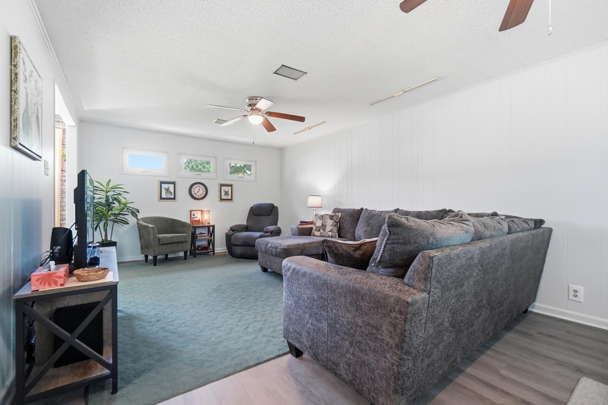 1611 Memorial, Springfield, Ohio 45505