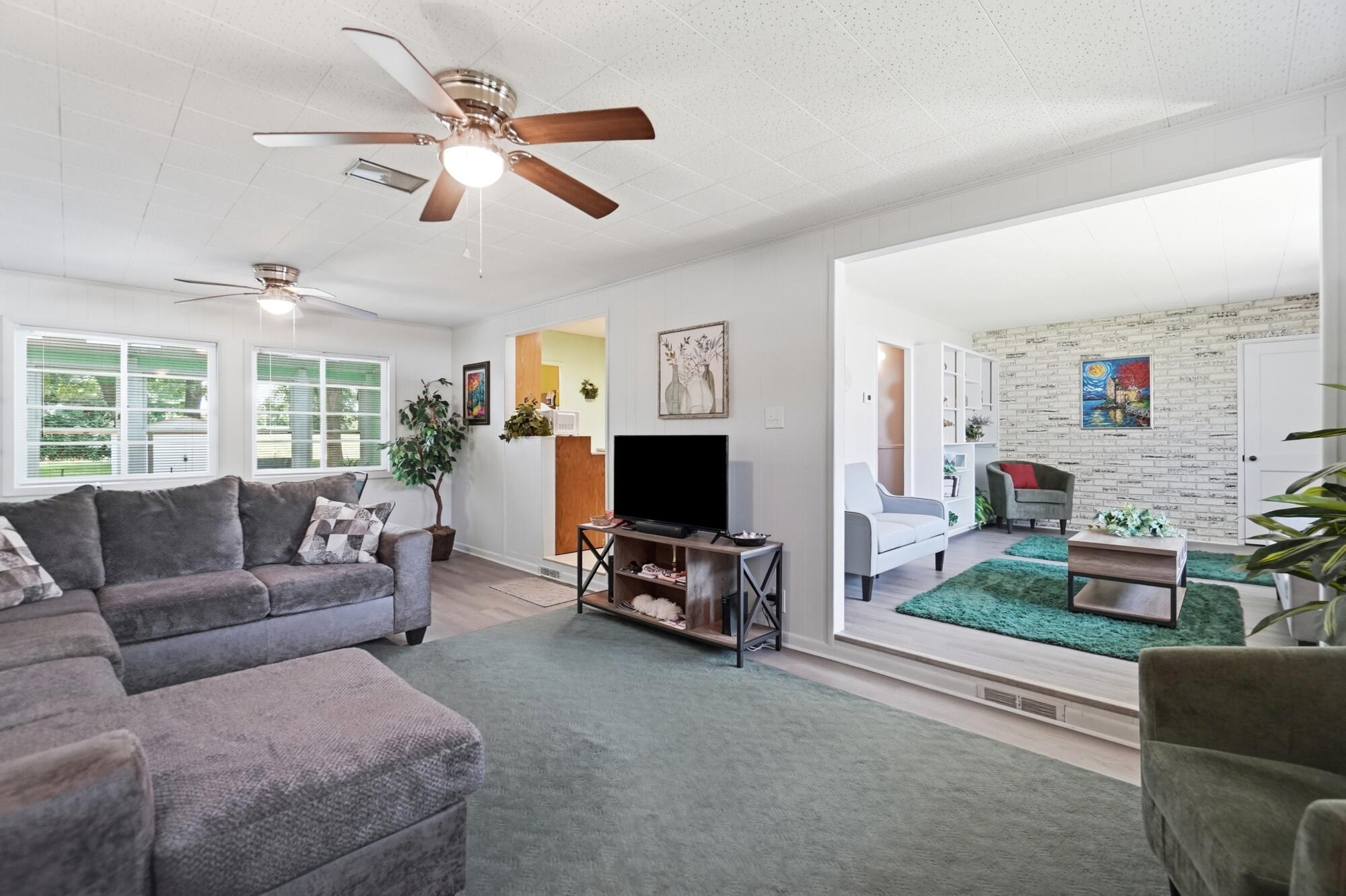 1611 Memorial, Springfield, Ohio 45505