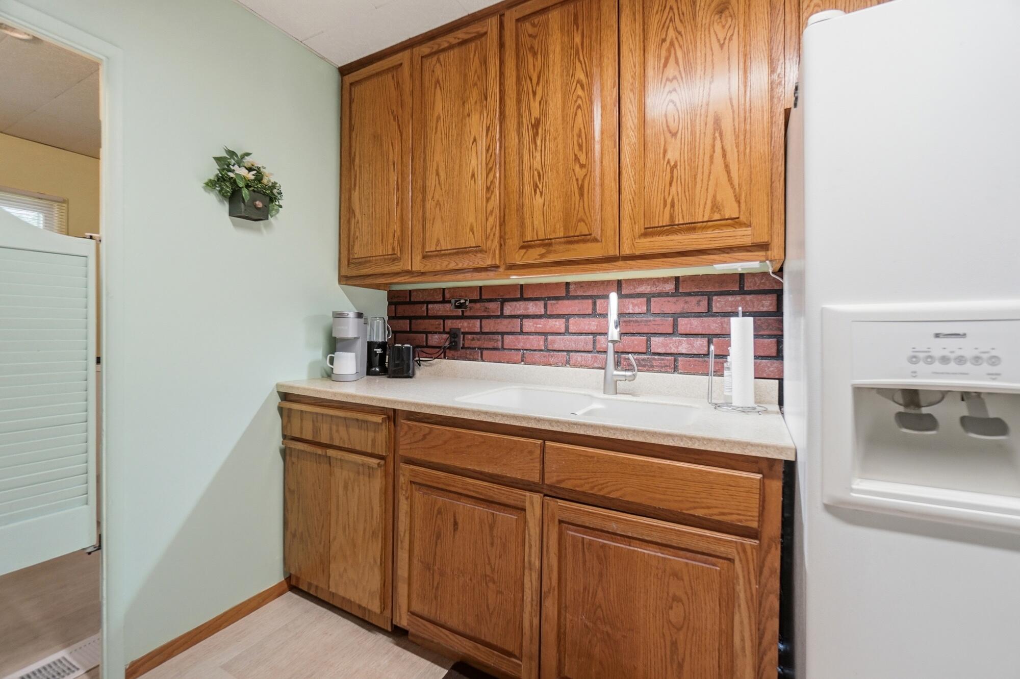 1611 Memorial, Springfield, Ohio 45505