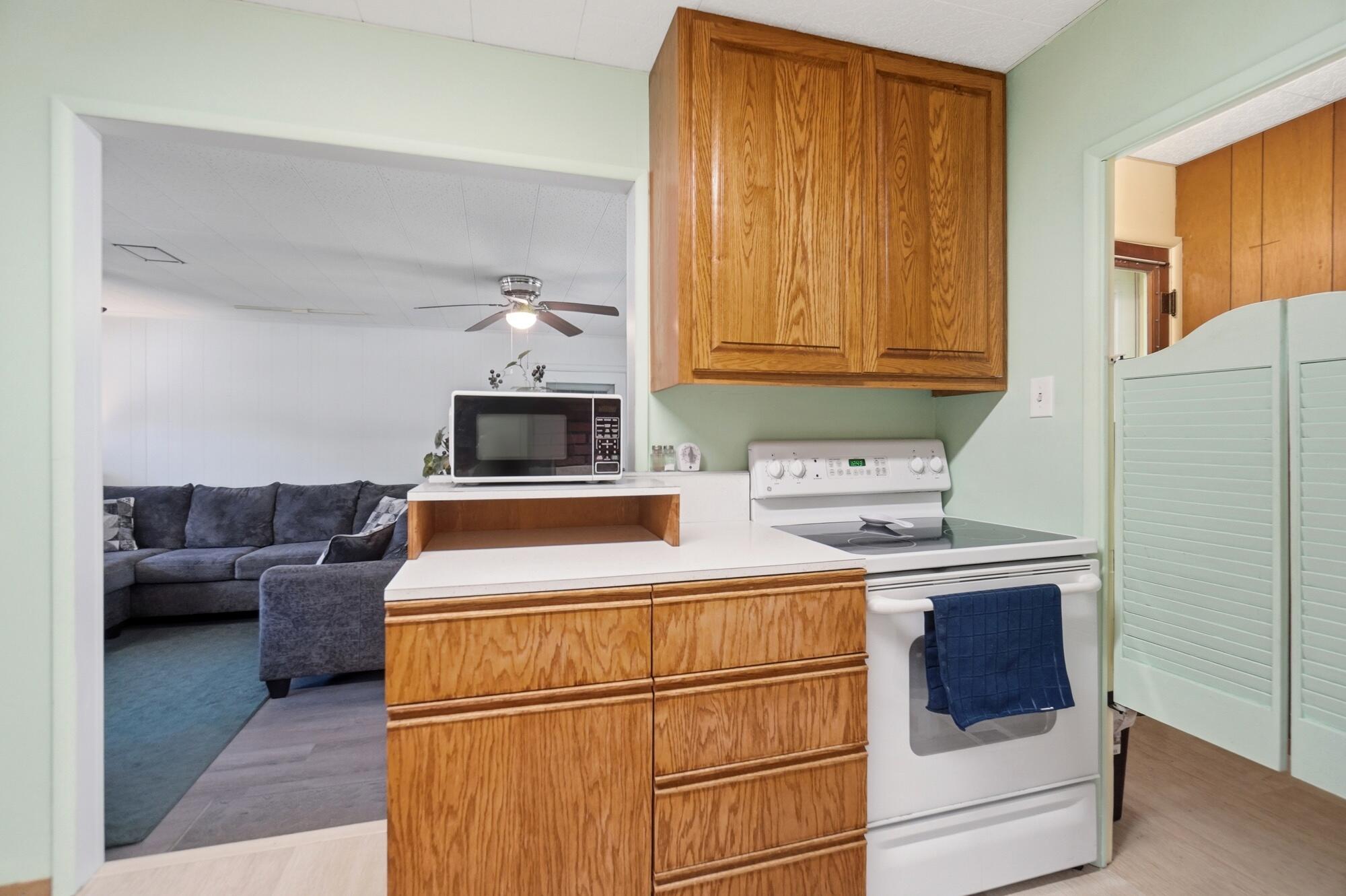 1611 Memorial, Springfield, Ohio 45505