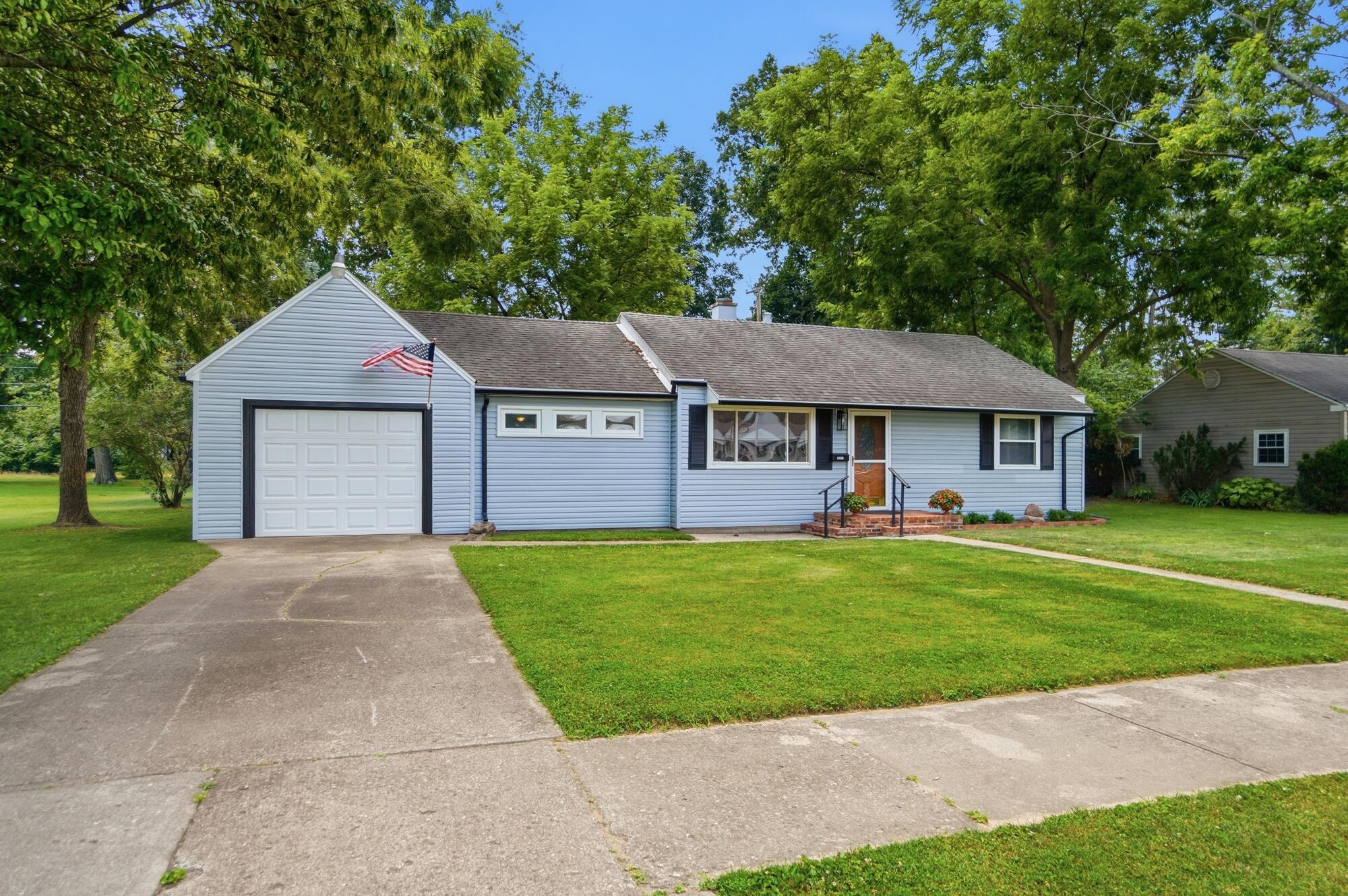 1611 Memorial, Springfield, Ohio 45505