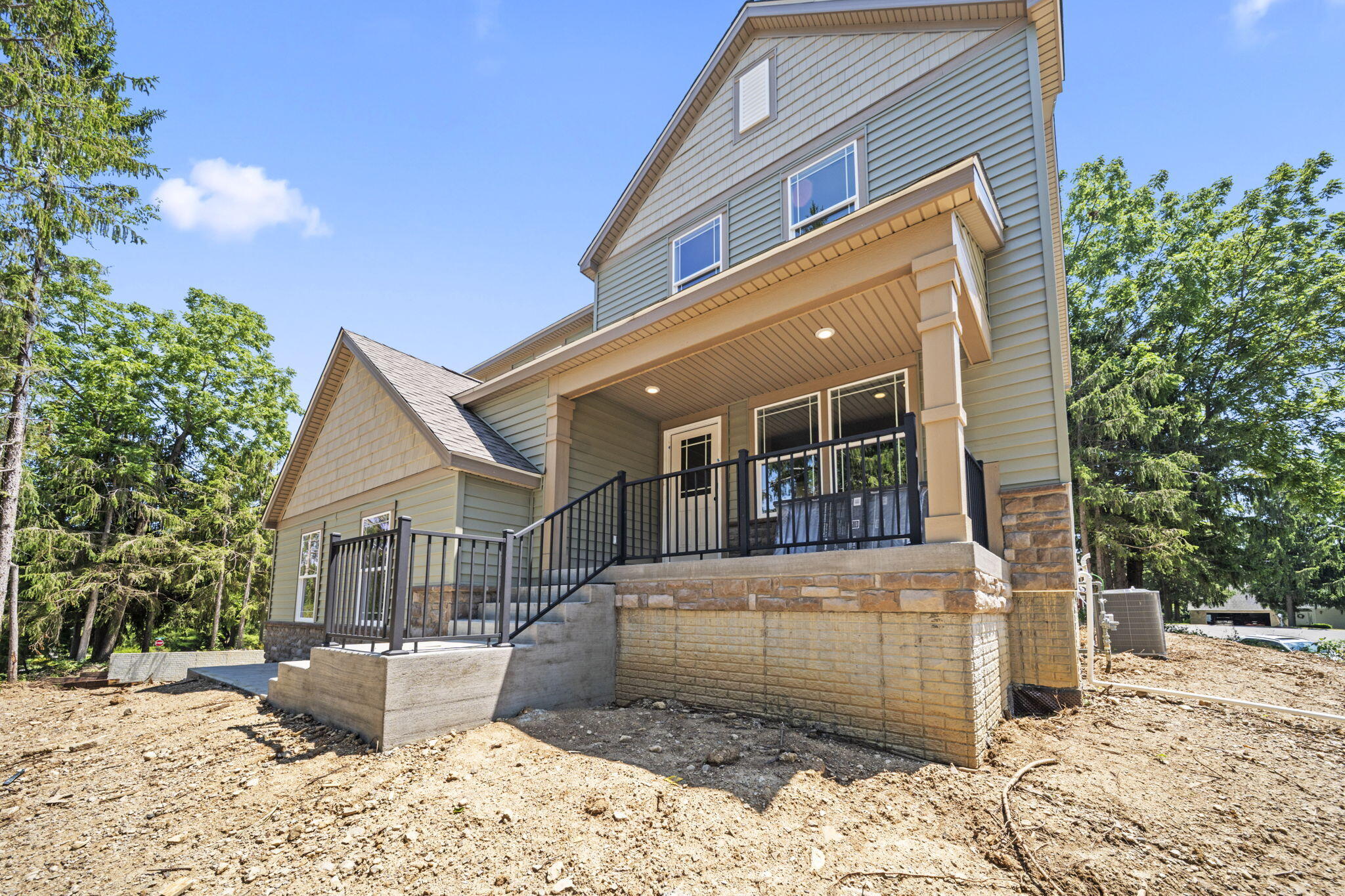 1800 Whispering Pines, Bellefontaine, Ohio 43311