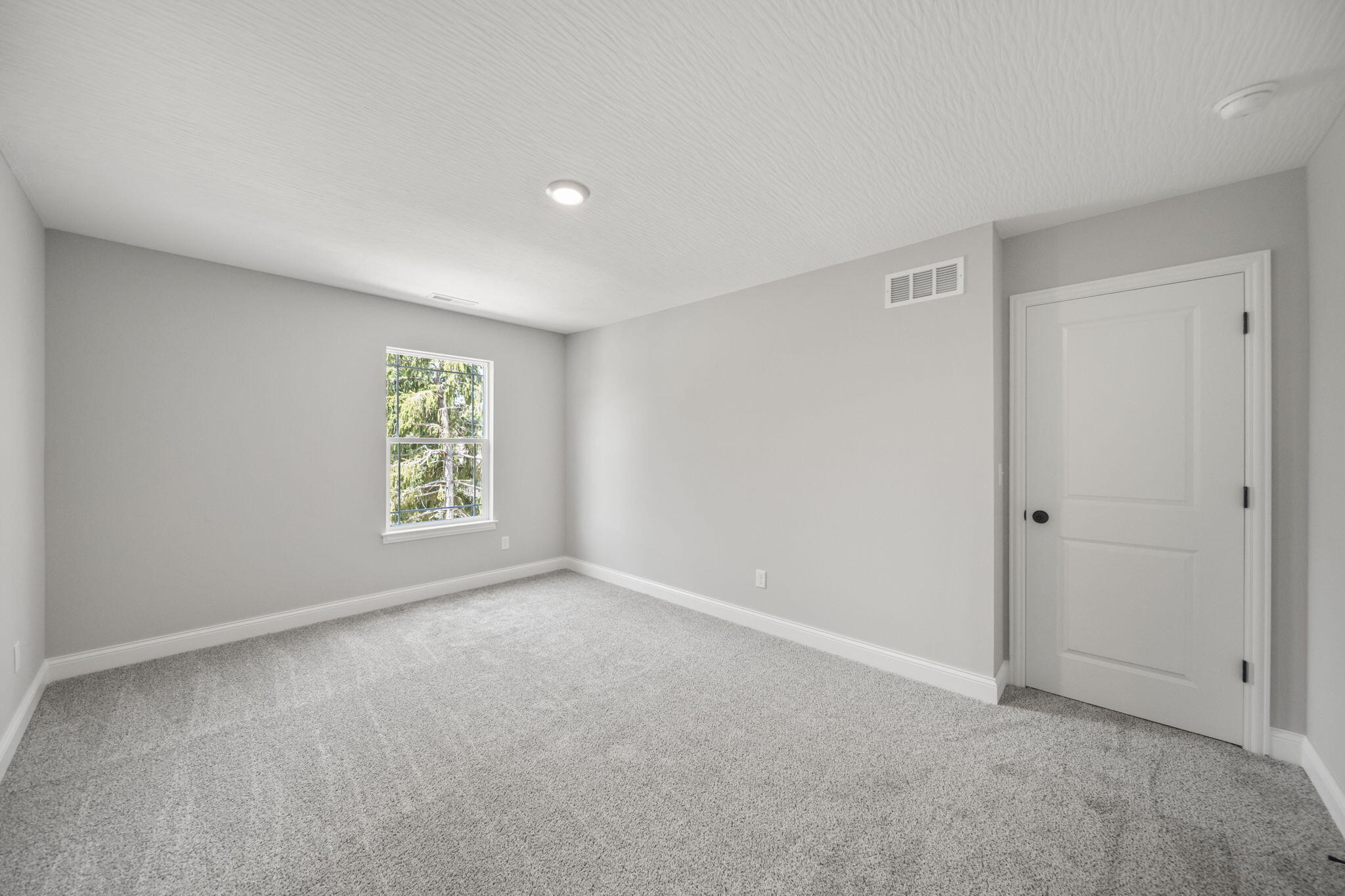 1800 Whispering Pines, Bellefontaine, Ohio 43311