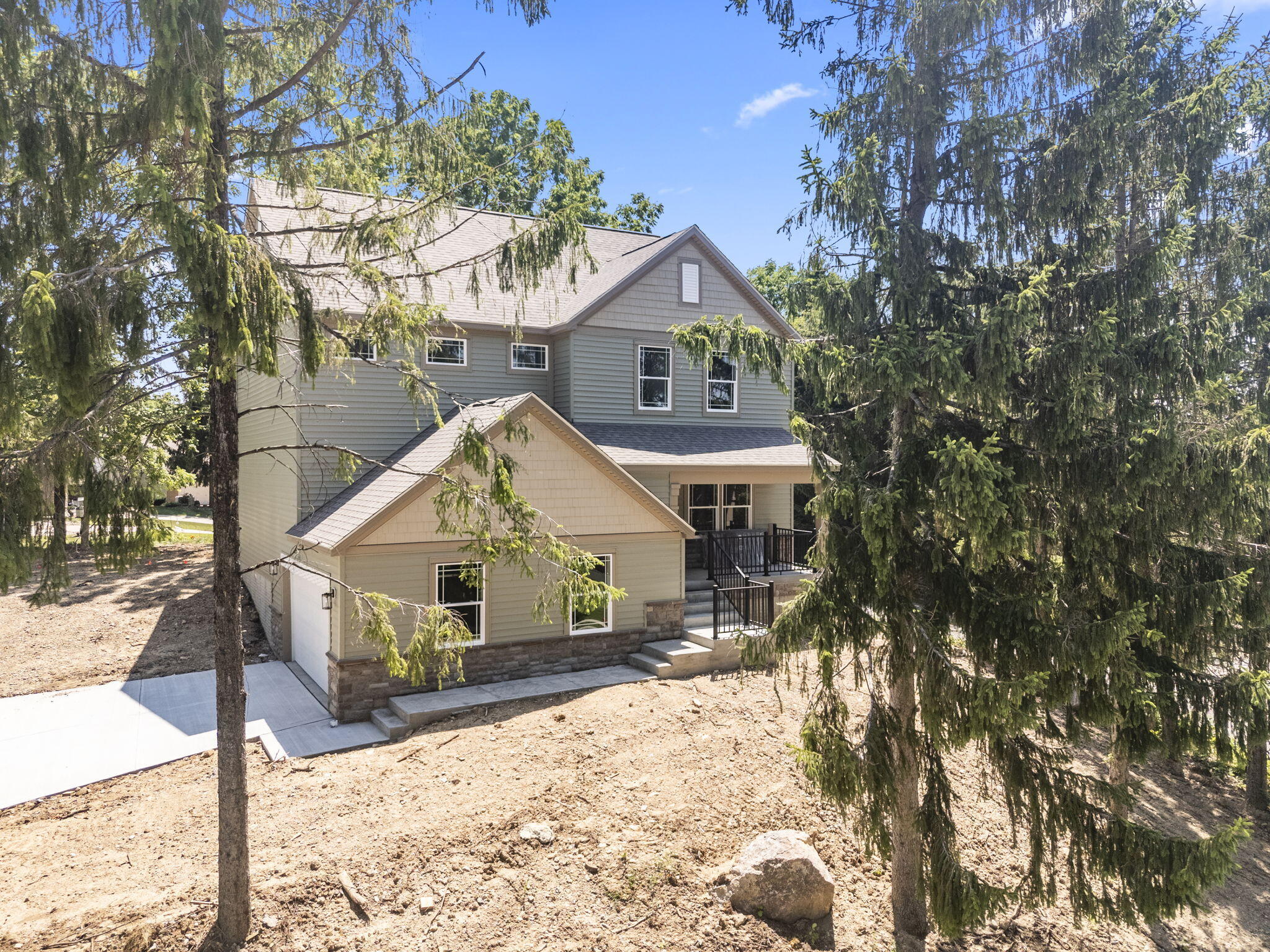 1800 Whispering Pines, Bellefontaine, Ohio 43311