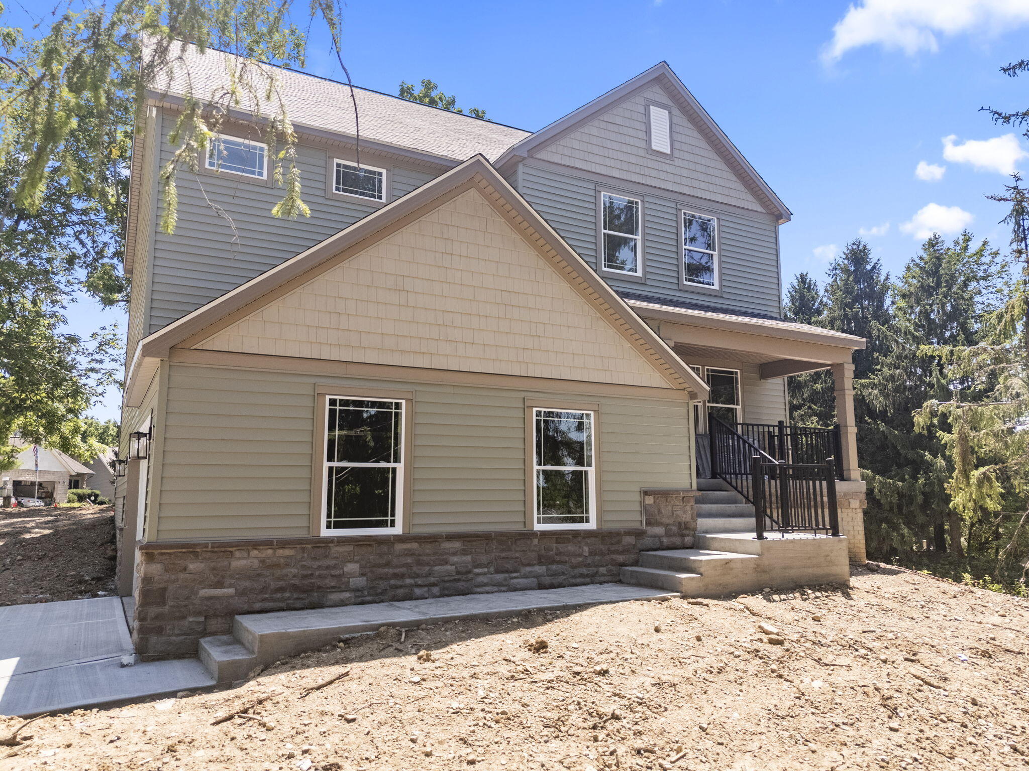 1800 Whispering Pines, Bellefontaine, Ohio 43311