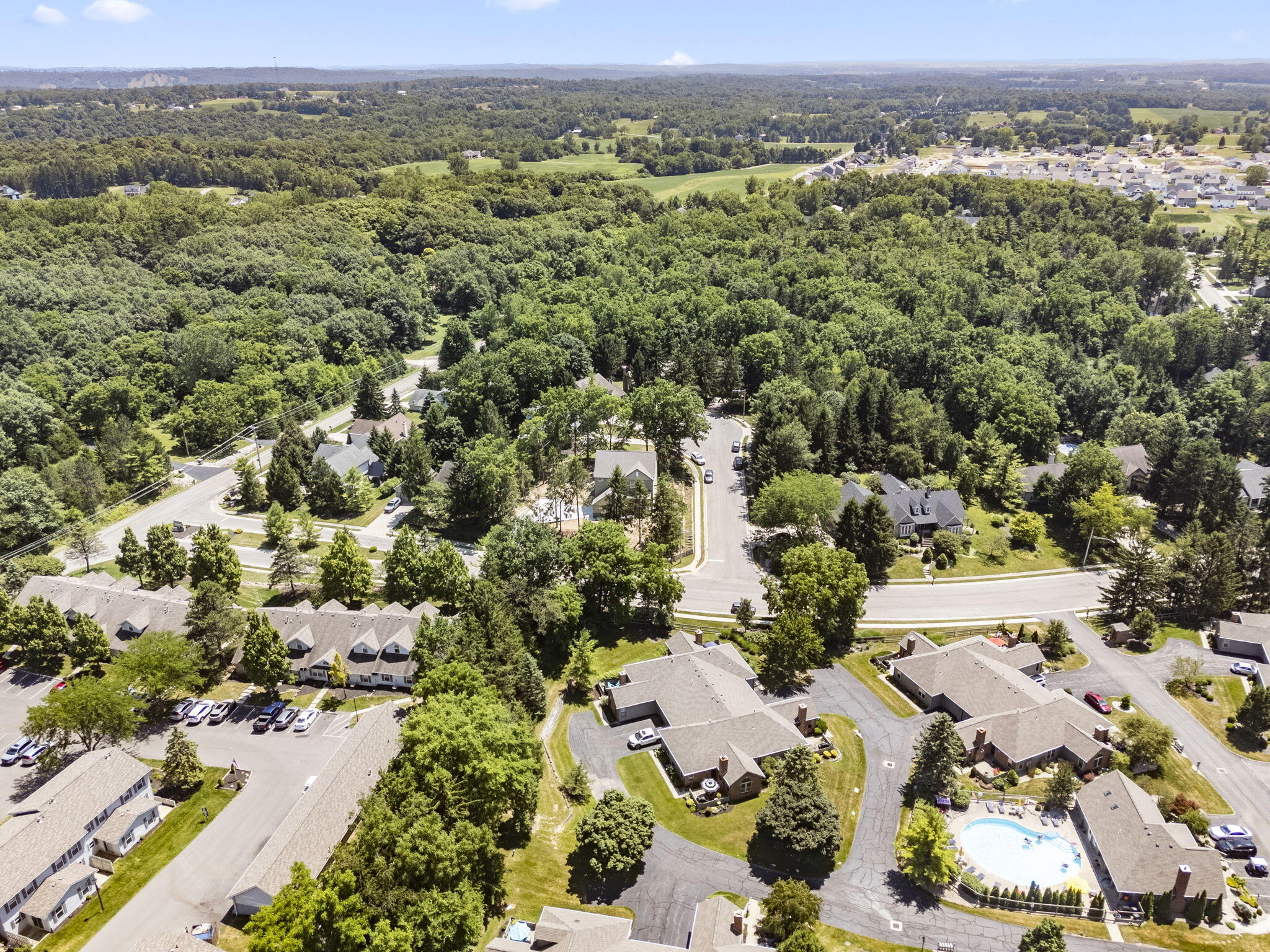 1800 Whispering Pines, Bellefontaine, Ohio 43311