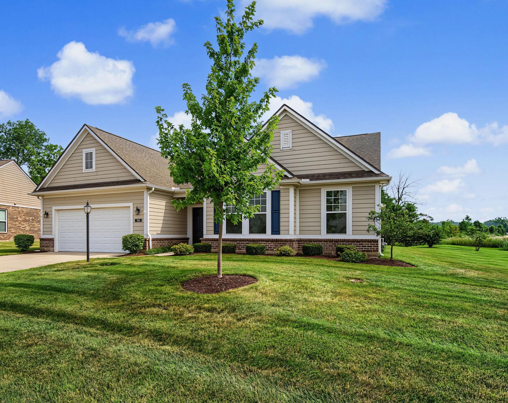 961 Reeder, Centerville, Ohio 45458