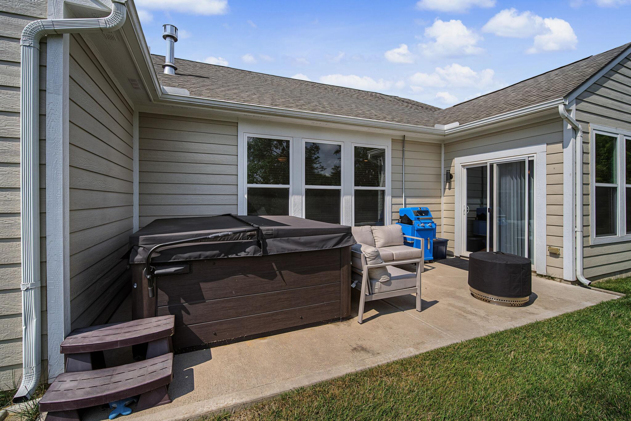 961 Reeder, Centerville, Ohio 45458