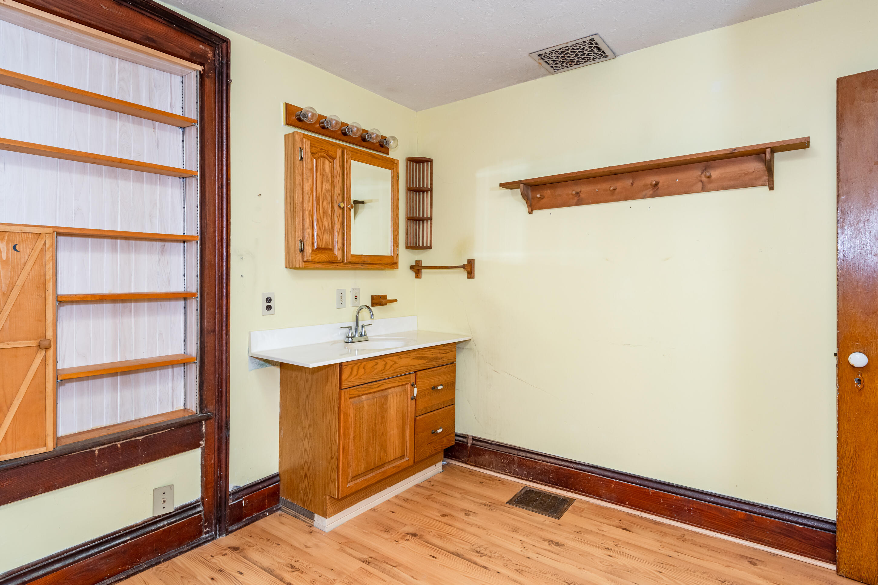 5218 State Route 235, Conover, Ohio 45317