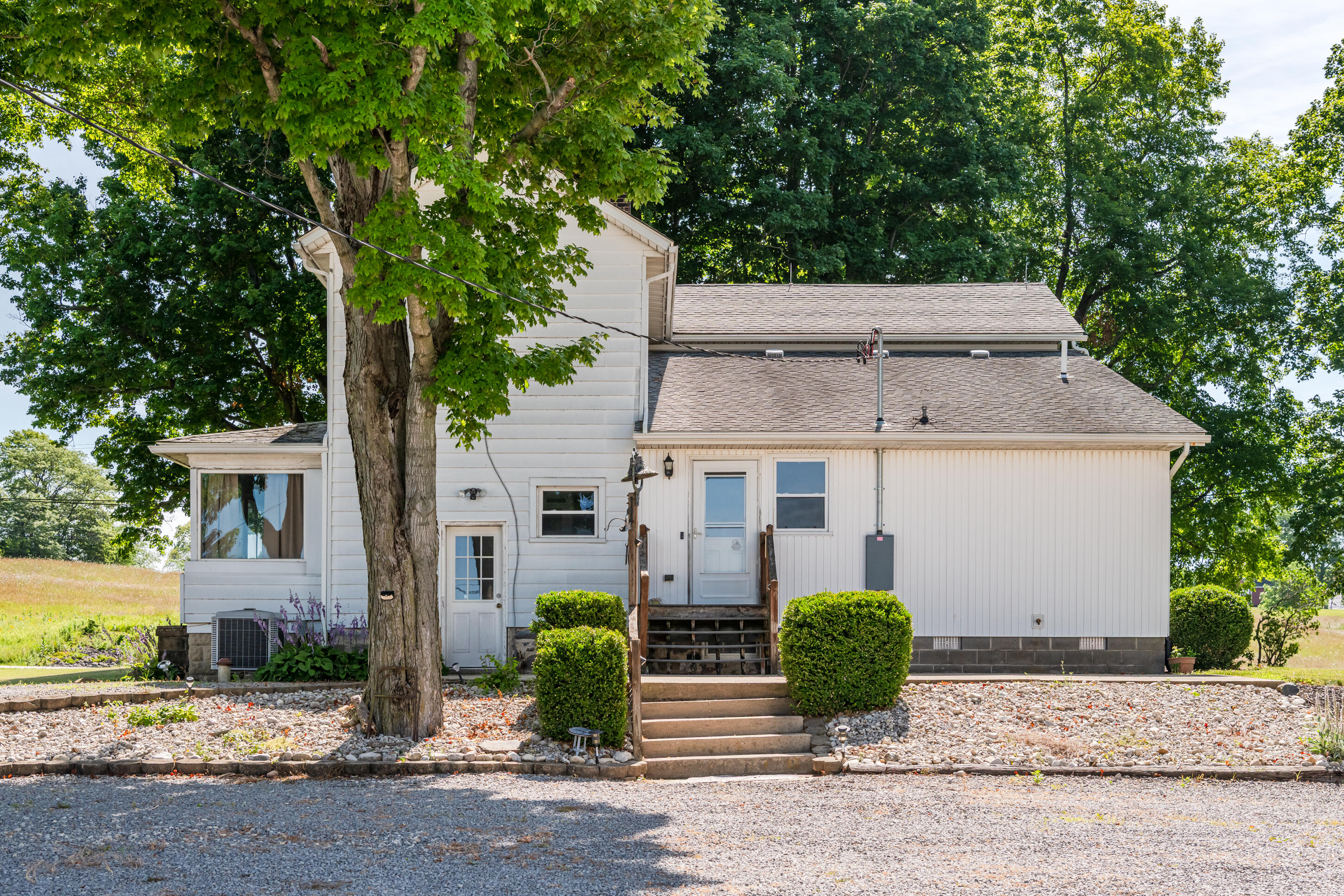 5218 State Route 235, Conover, Ohio 45317