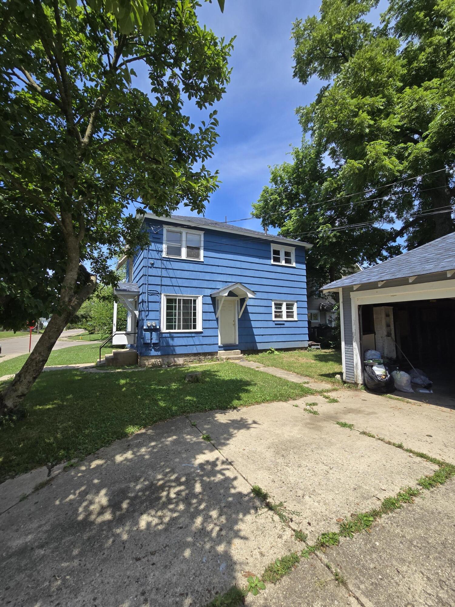 1714 Woodward, Springfield, Ohio 45506