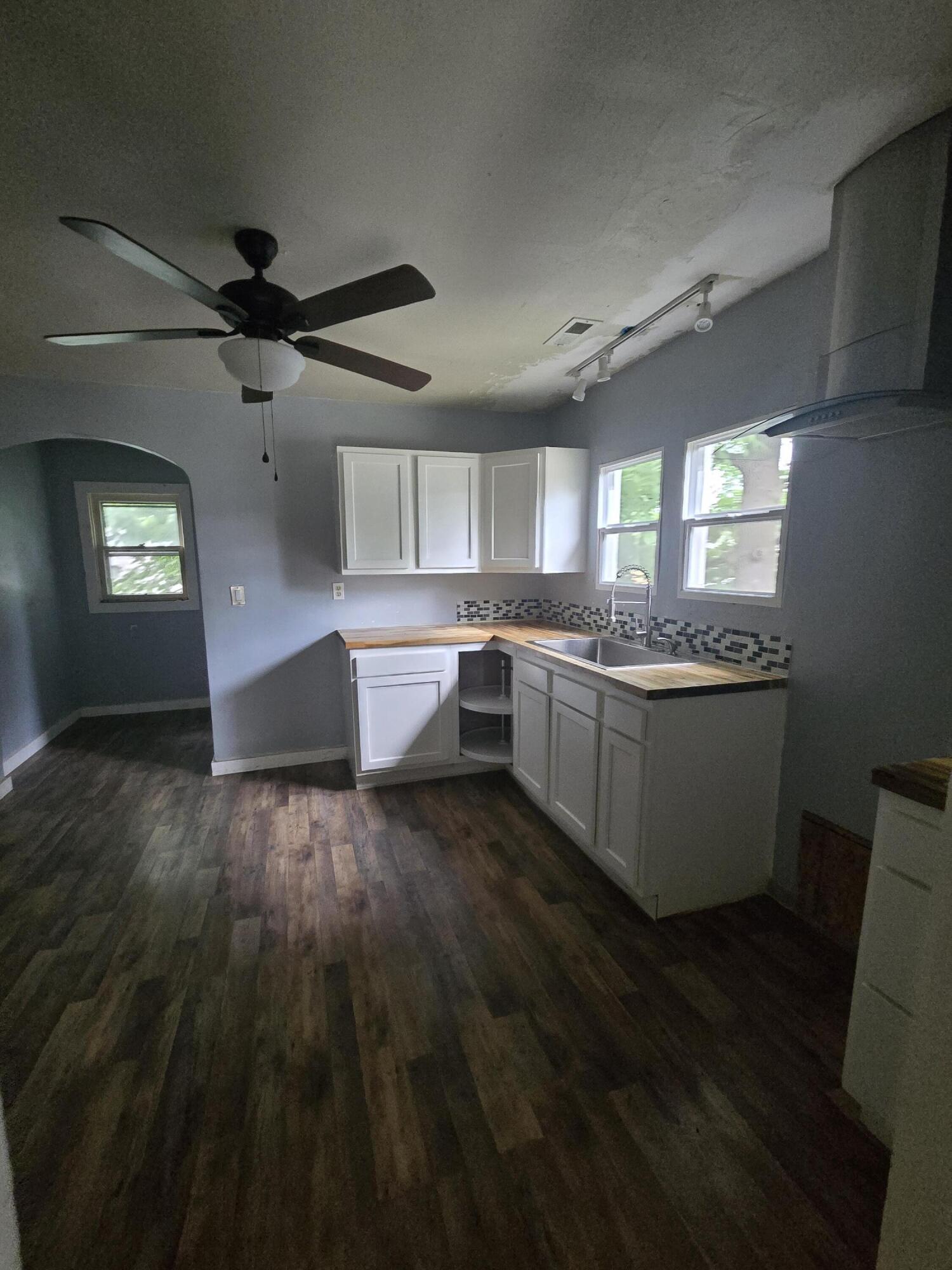 1714 Woodward, Springfield, Ohio 45506