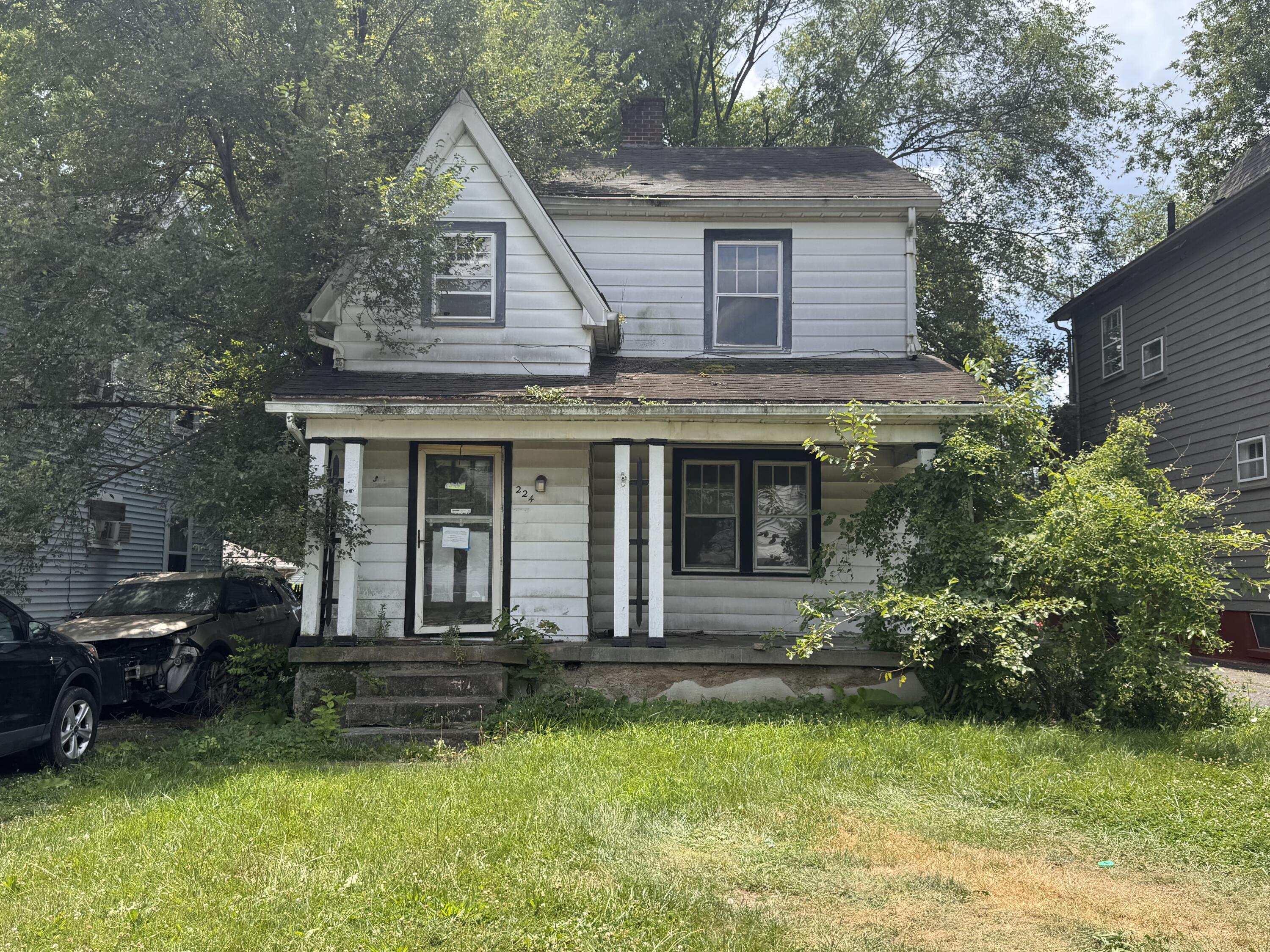 224 Hillcrest, Dayton, Ohio 45405