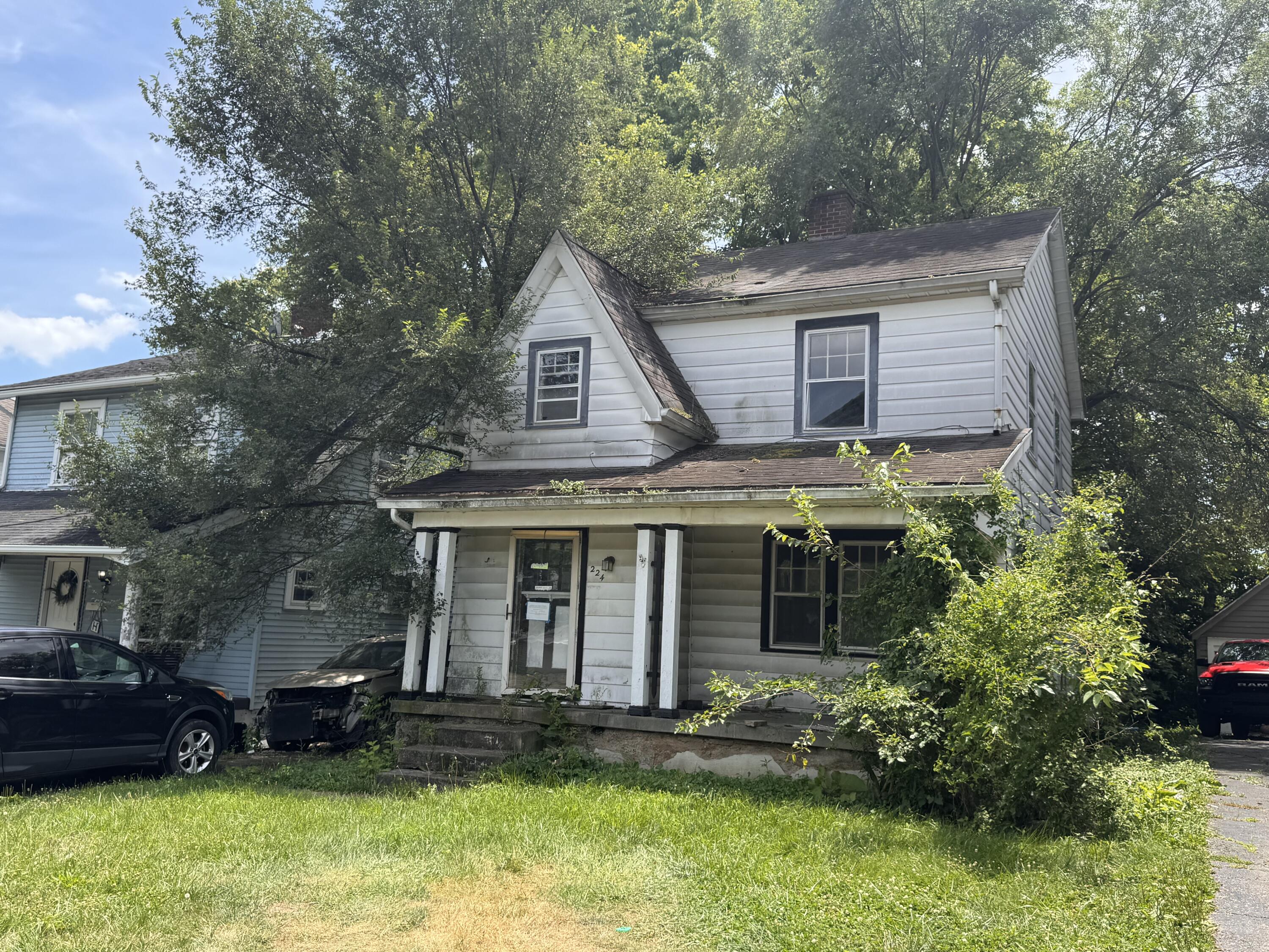 224 Hillcrest, Dayton, Ohio 45405