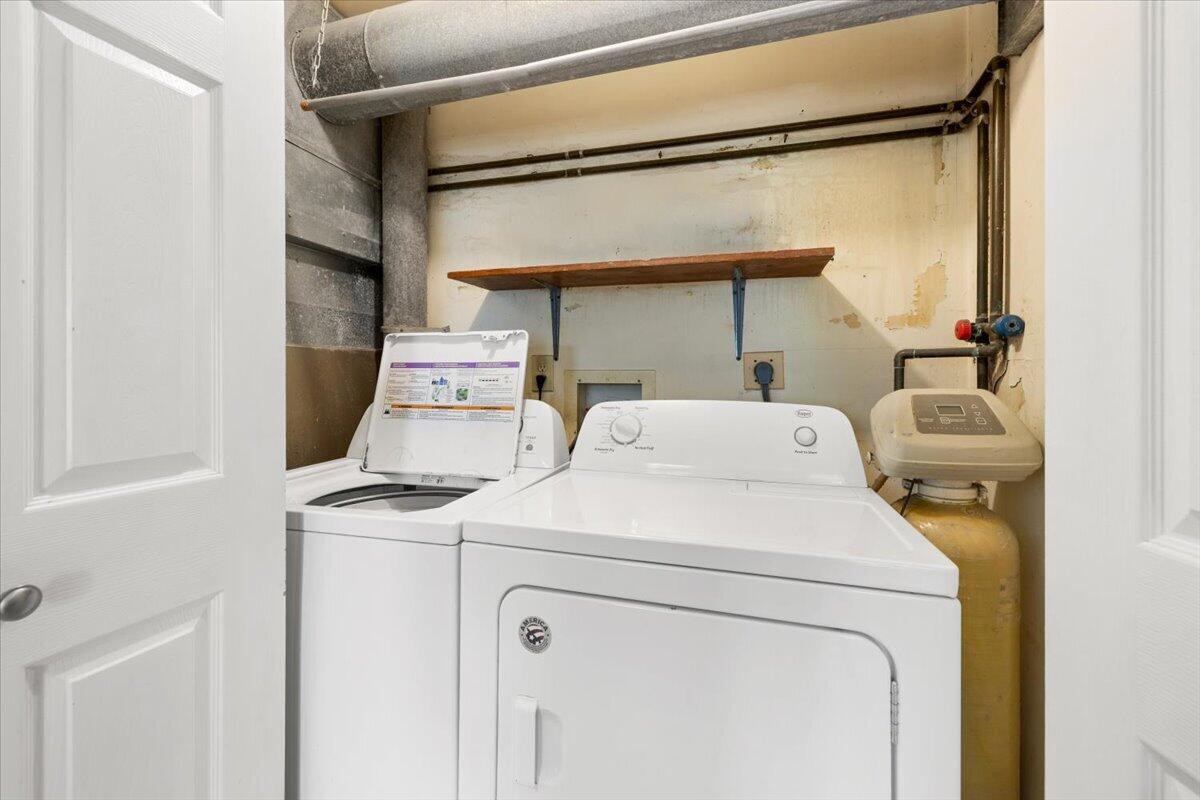 6124 Little Creek, Dayton, Ohio 45424