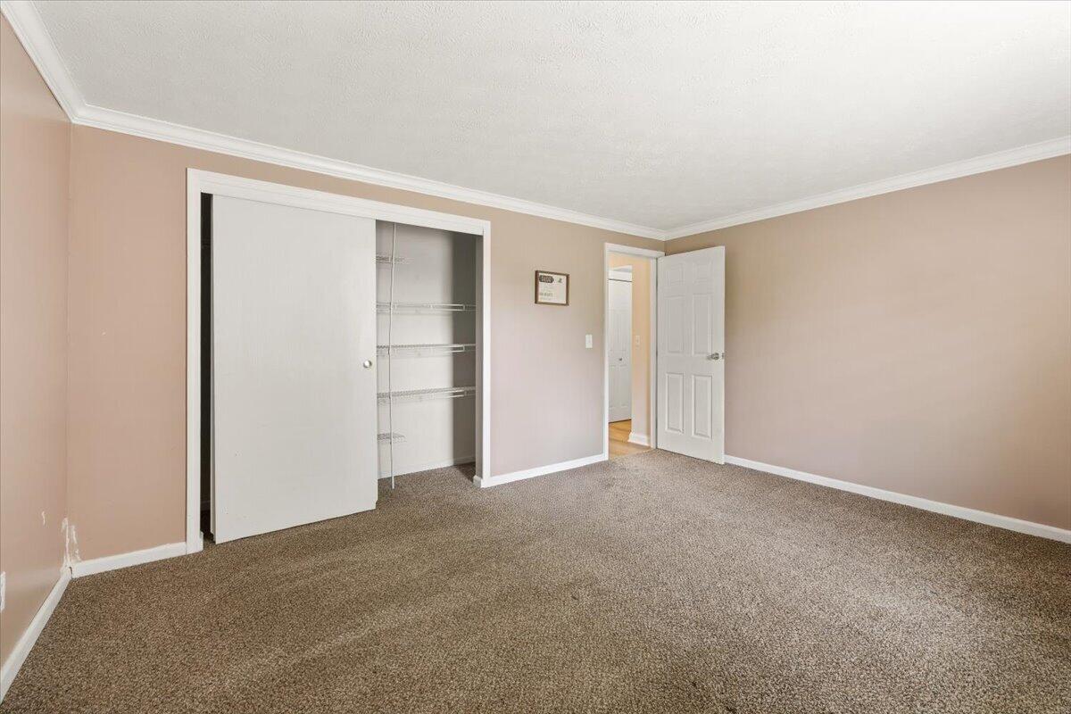 6124 Little Creek, Dayton, Ohio 45424