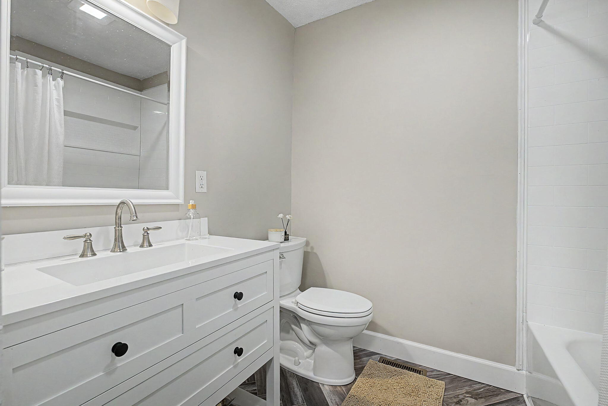 Light, Springfield, Ohio 45504