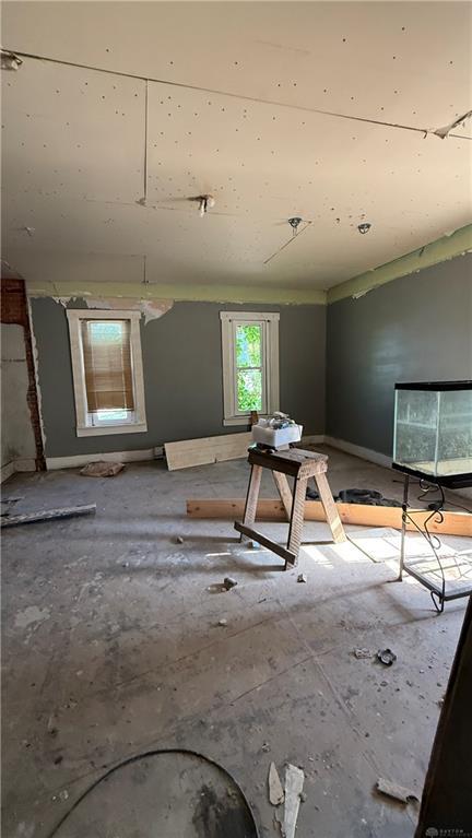 3753 National, Springfield, Ohio 45504