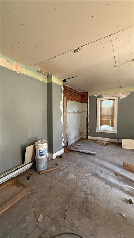 3753 National, Springfield, Ohio 45504