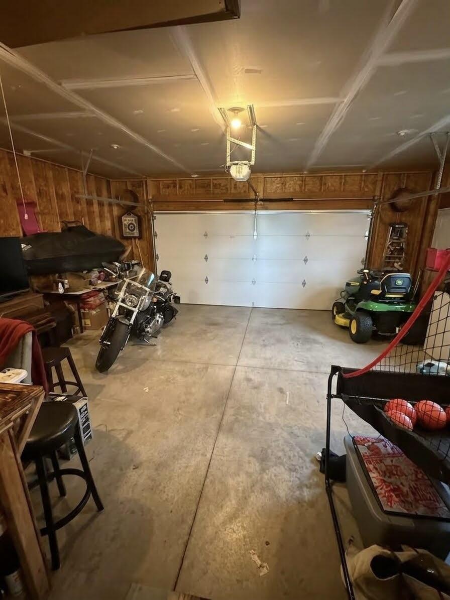 112 Parkview, Jackson Center, Ohio 45334