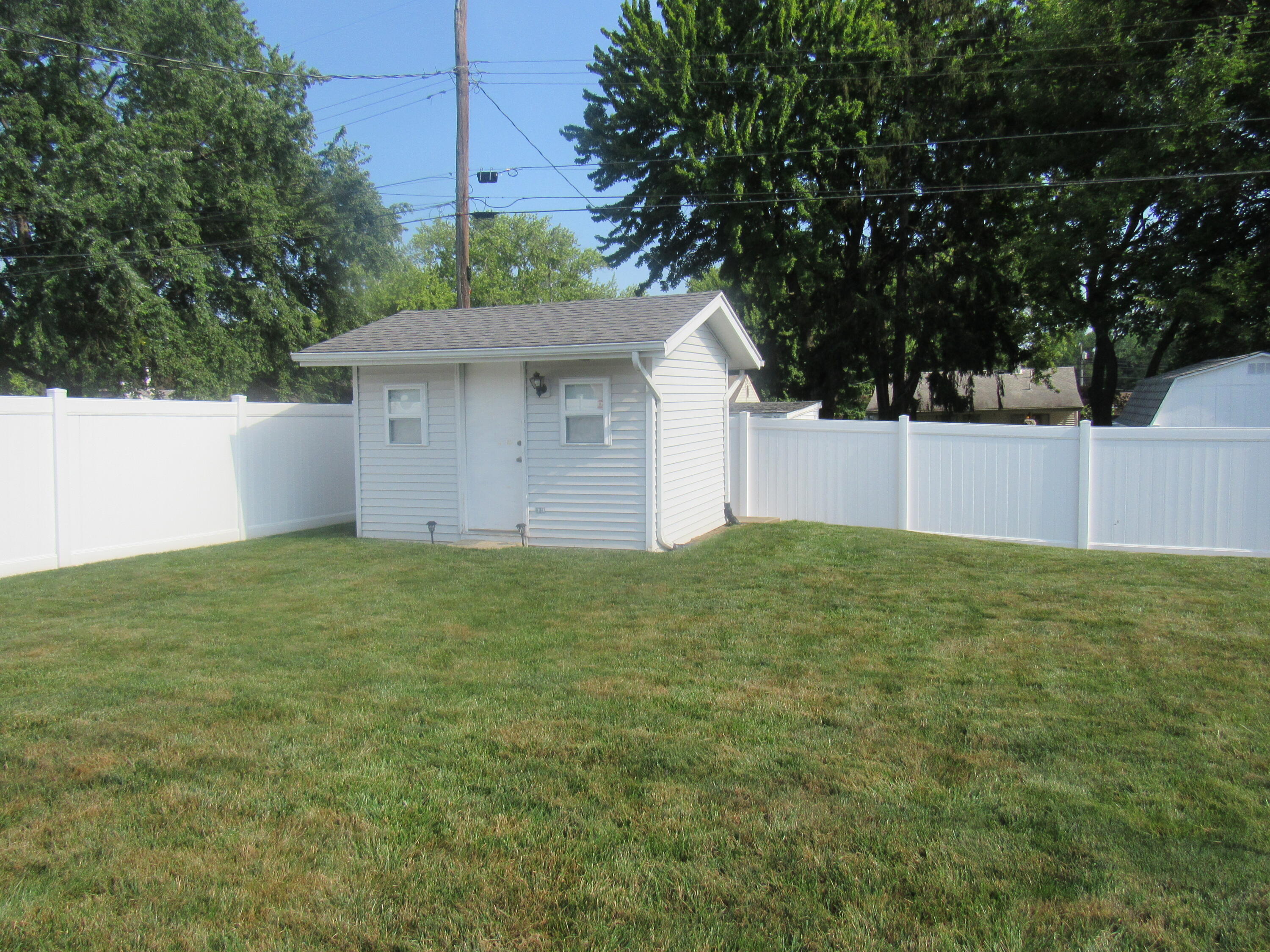 75 Ankara, Brookville, Ohio 45309