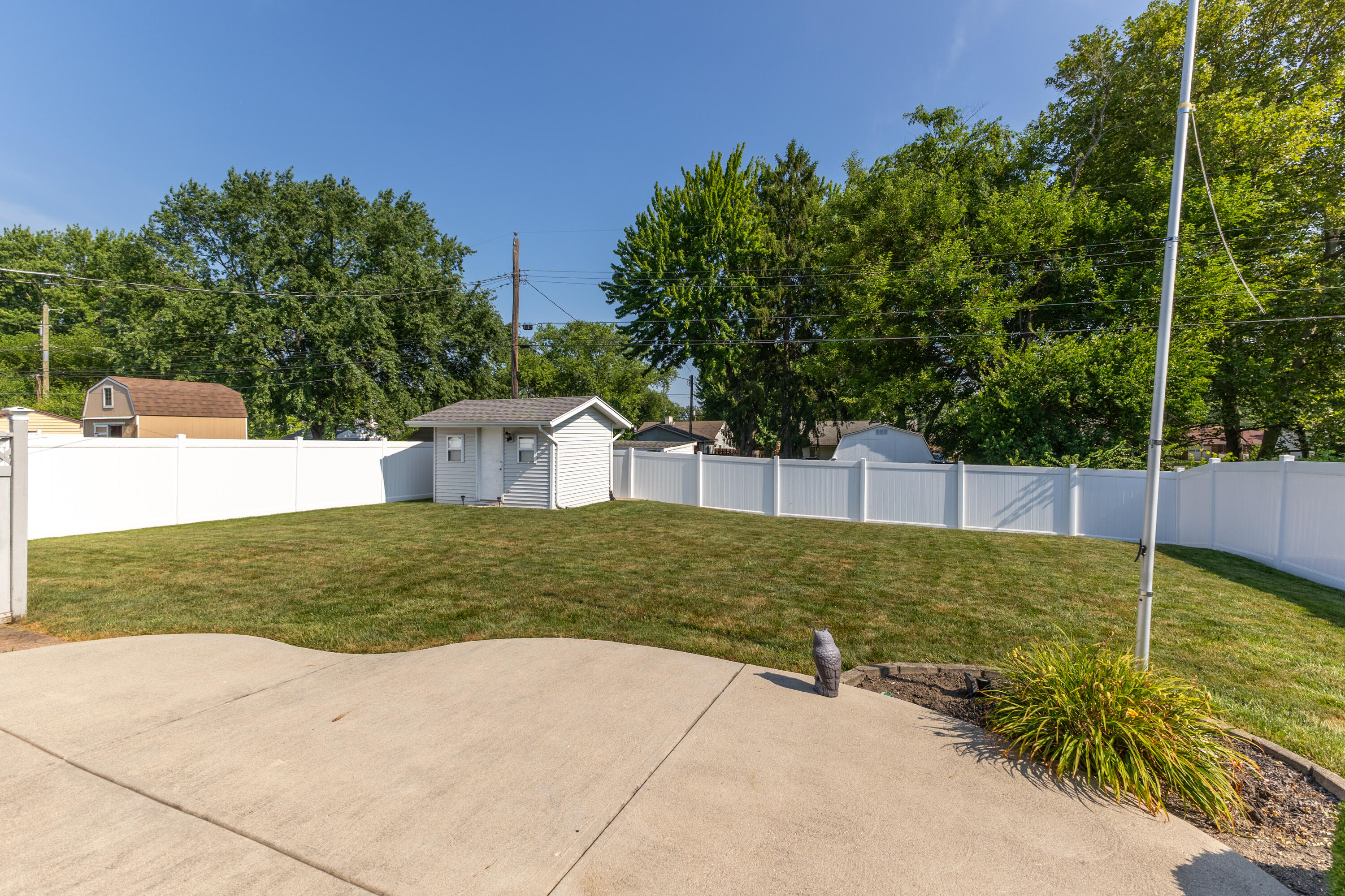 75 Ankara, Brookville, Ohio 45309