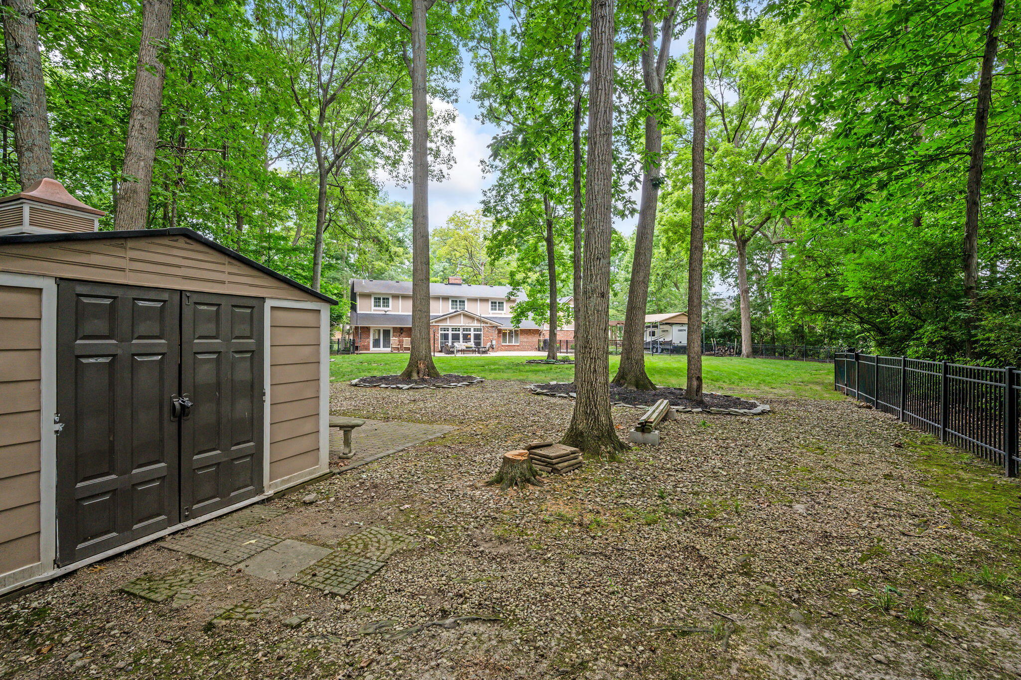 2845 Broken Woods, Troy, Ohio 45373