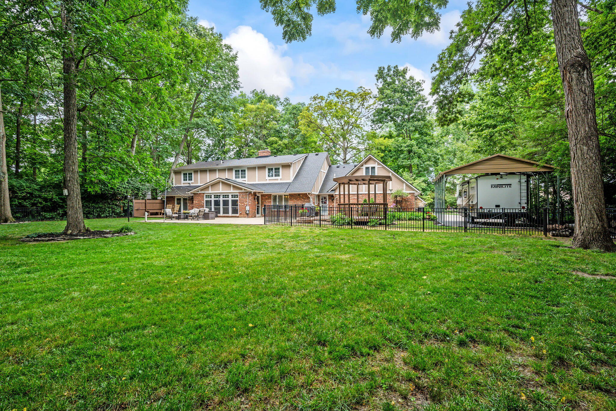 2845 Broken Woods, Troy, Ohio 45373