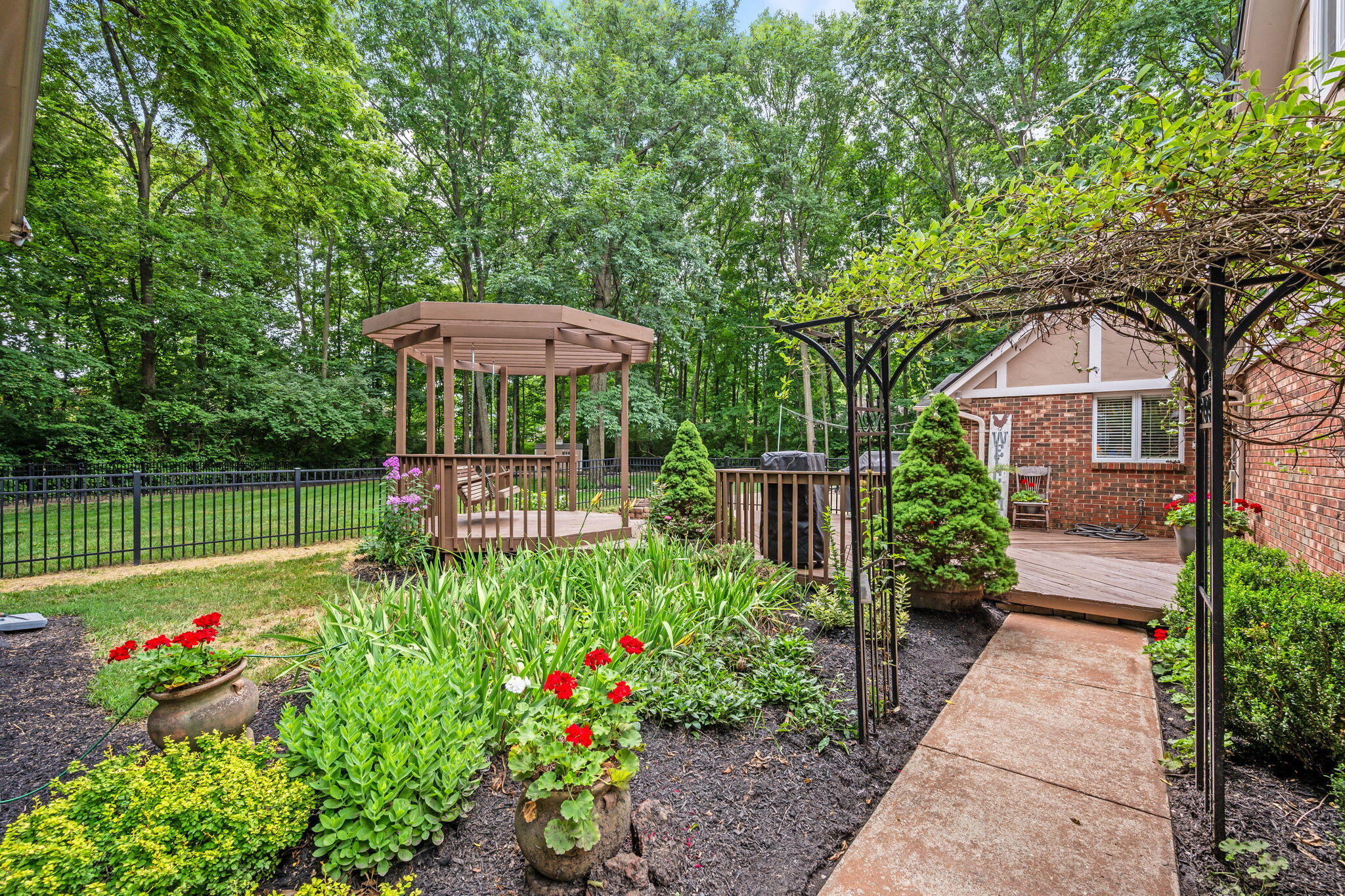 2845 Broken Woods, Troy, Ohio 45373